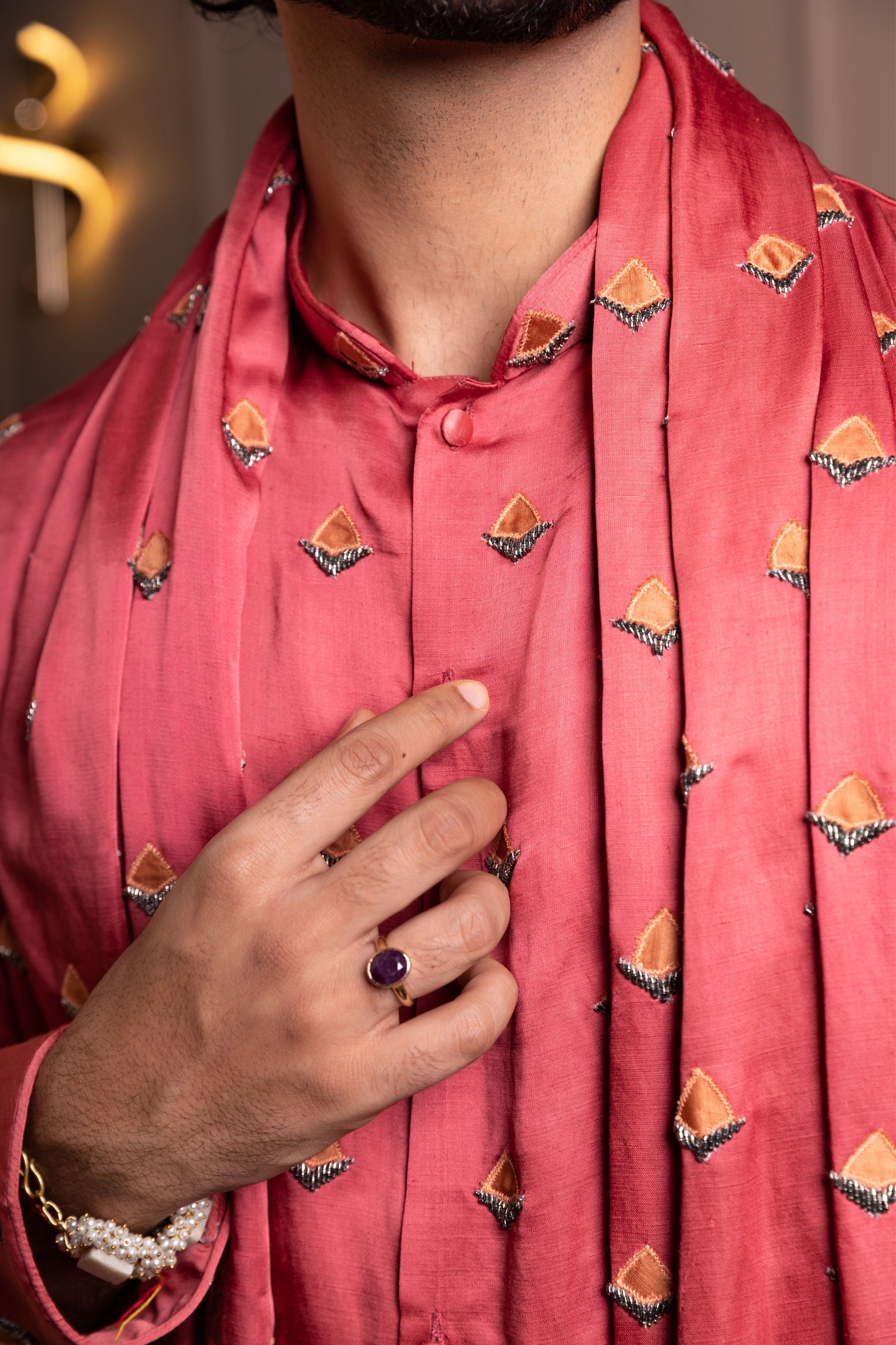 Triangle Buti Kurta Stole Set