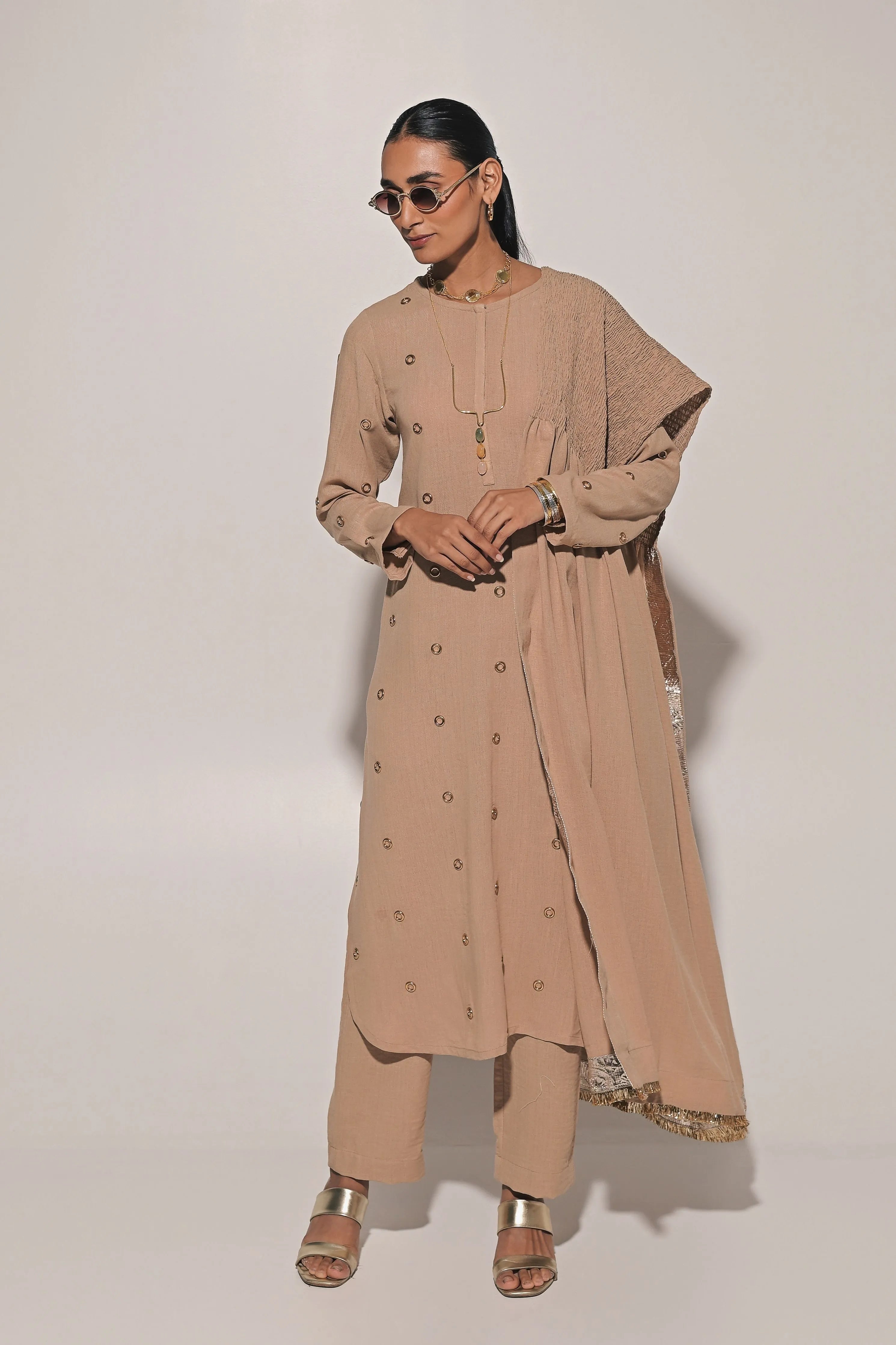 Sitaara Kurat With Pants And Dupatta