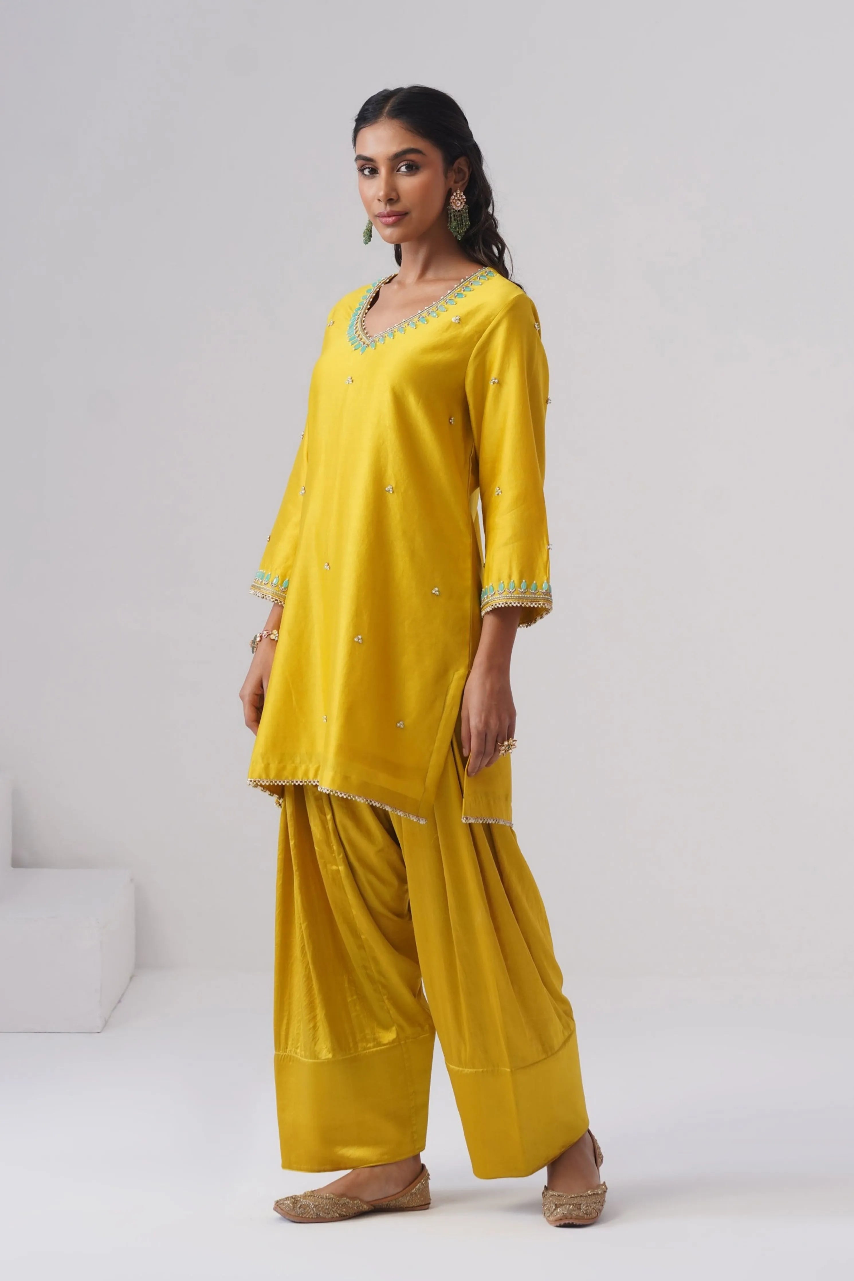 Swara Kurta Set
