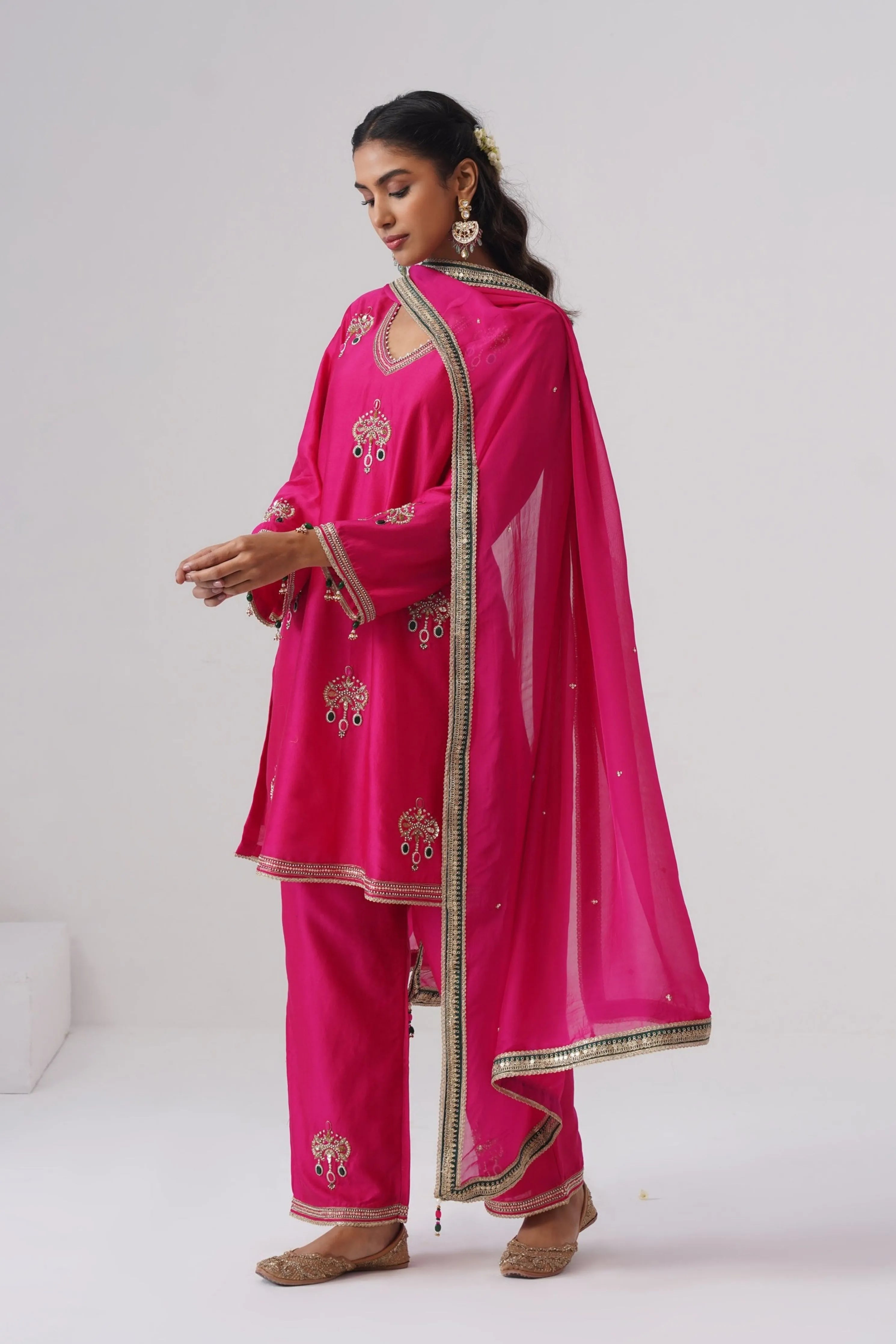 Inaara Kurta Set