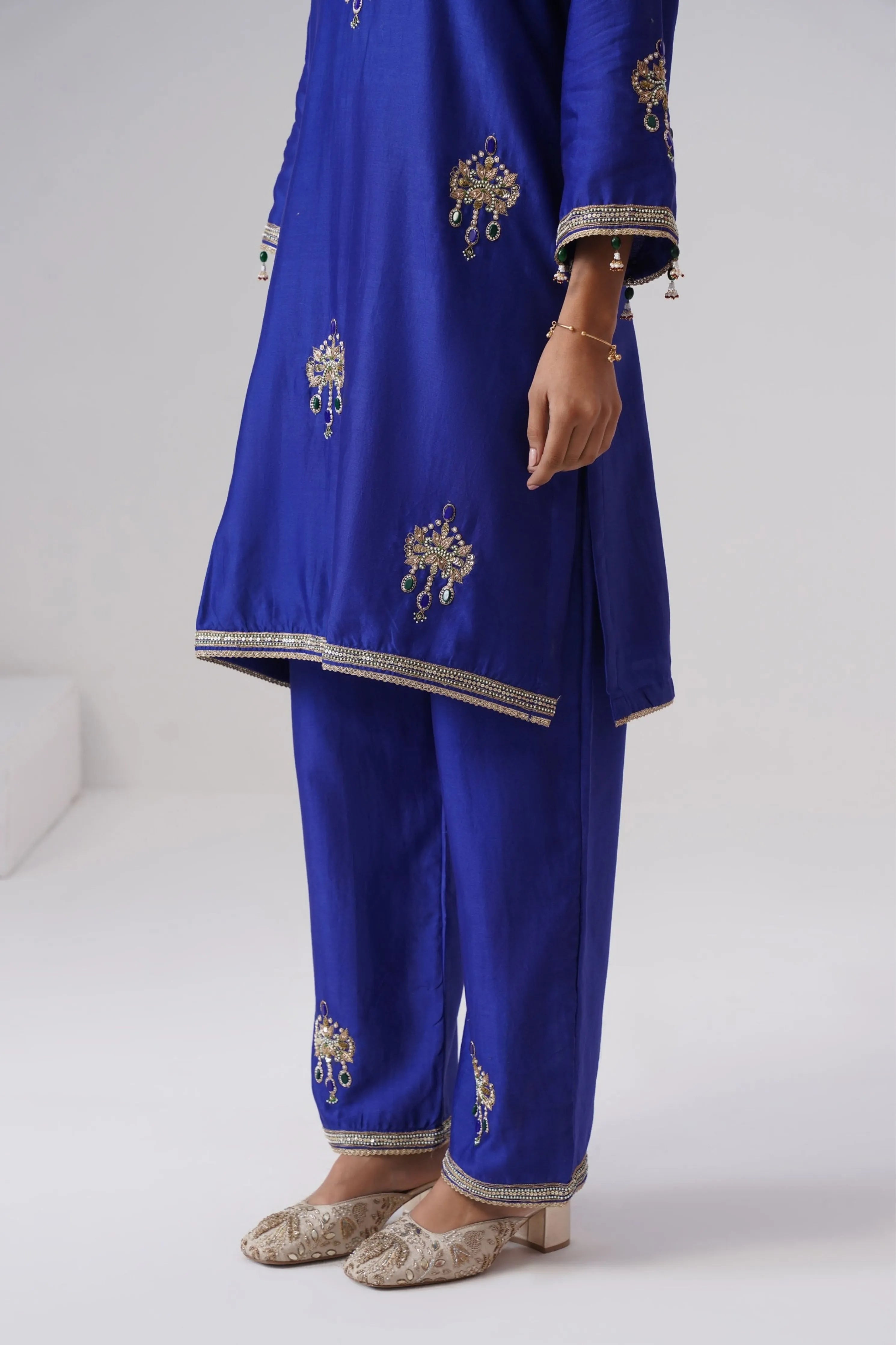 Nilambari Kurta Set