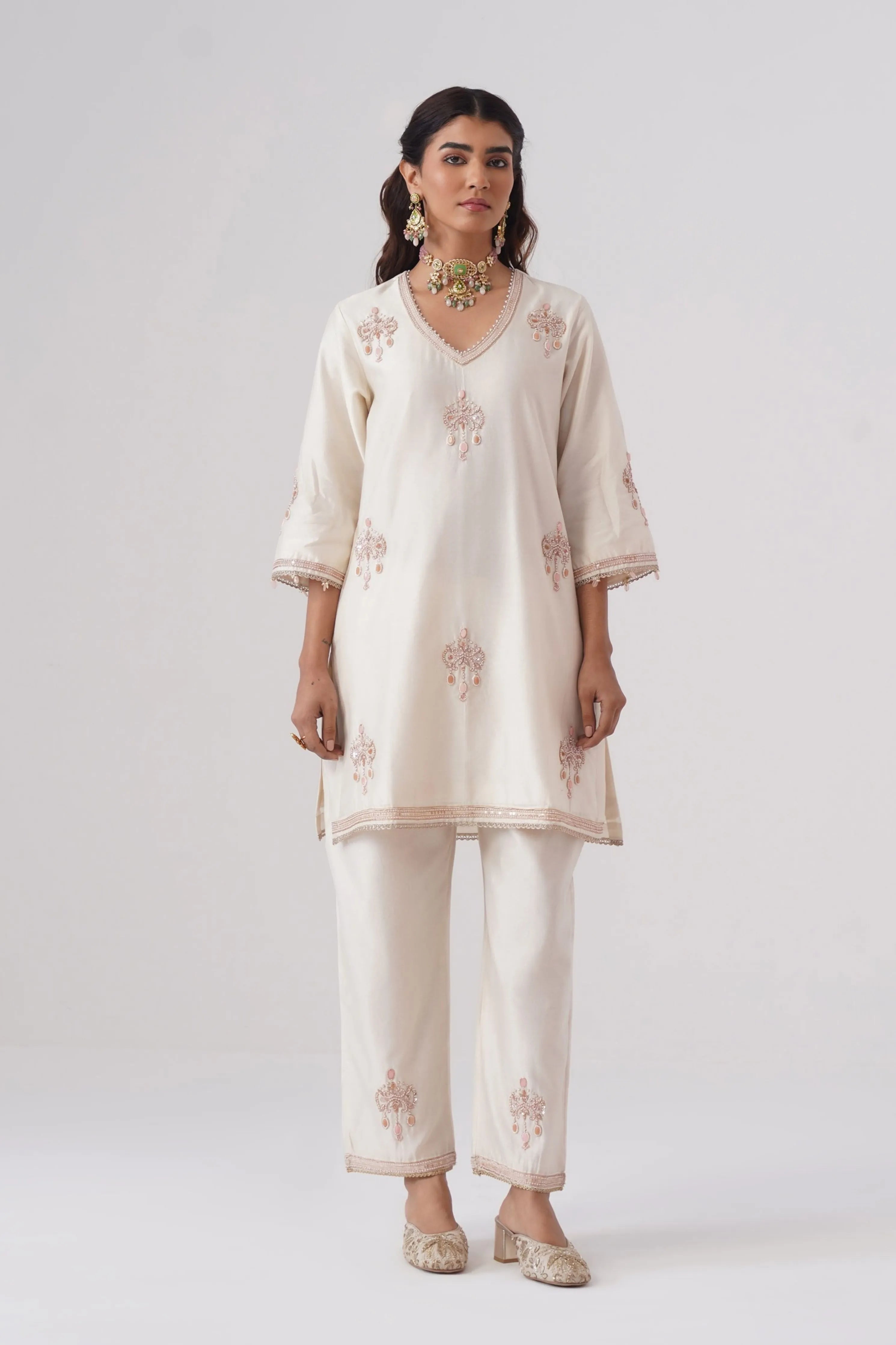 Mogra Kurta Set