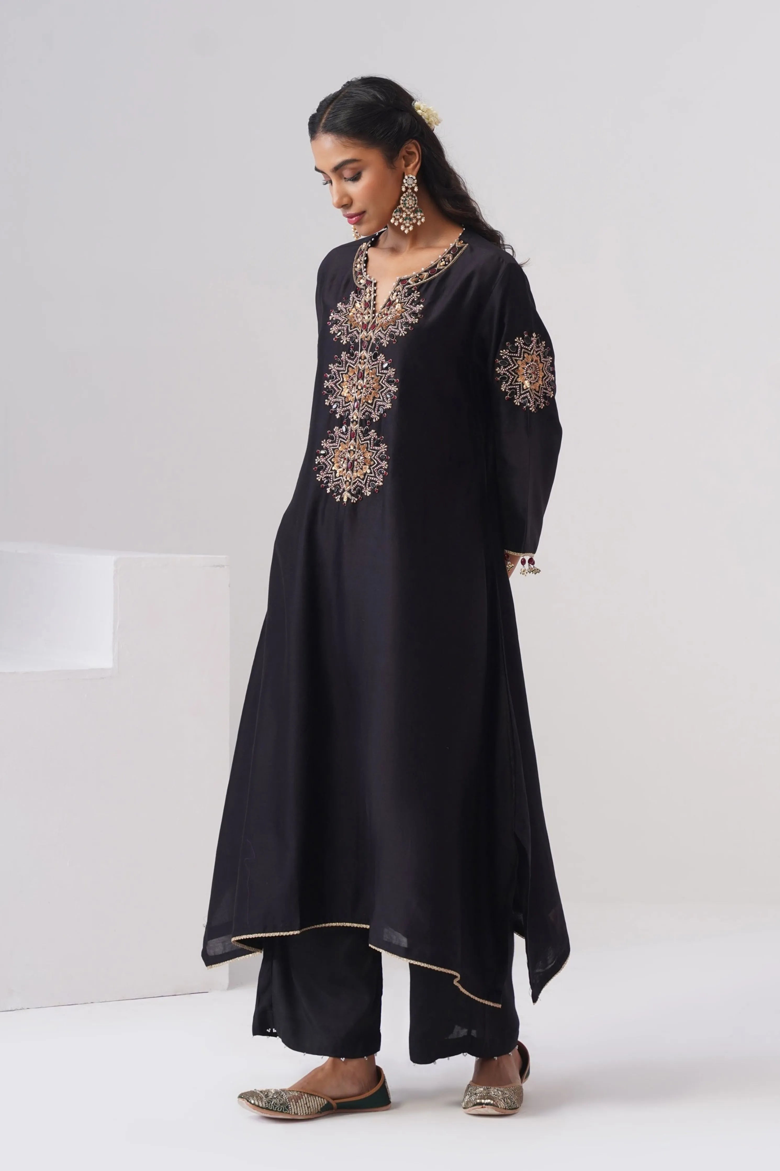 Surmayi Kurta Set