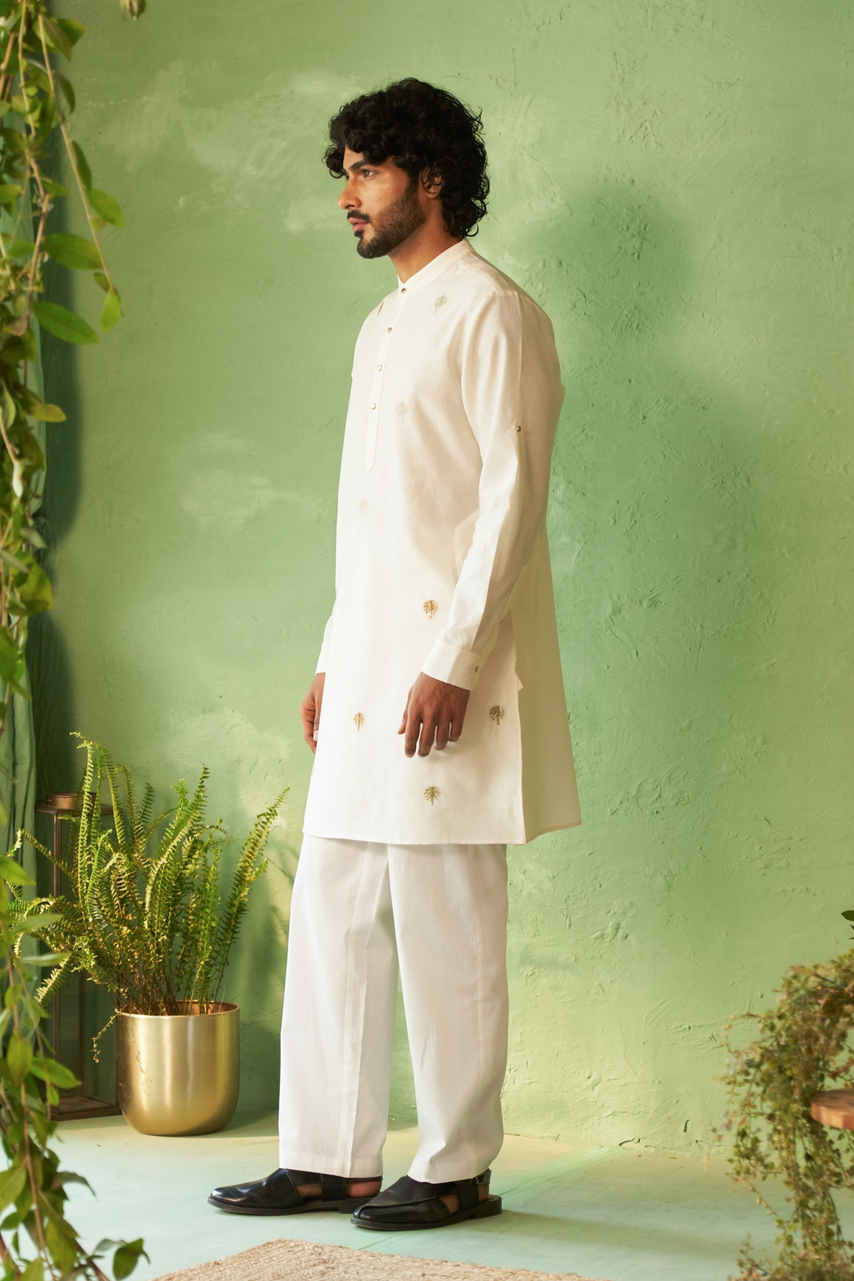 Off-White Kurta Set Kinaara Collection