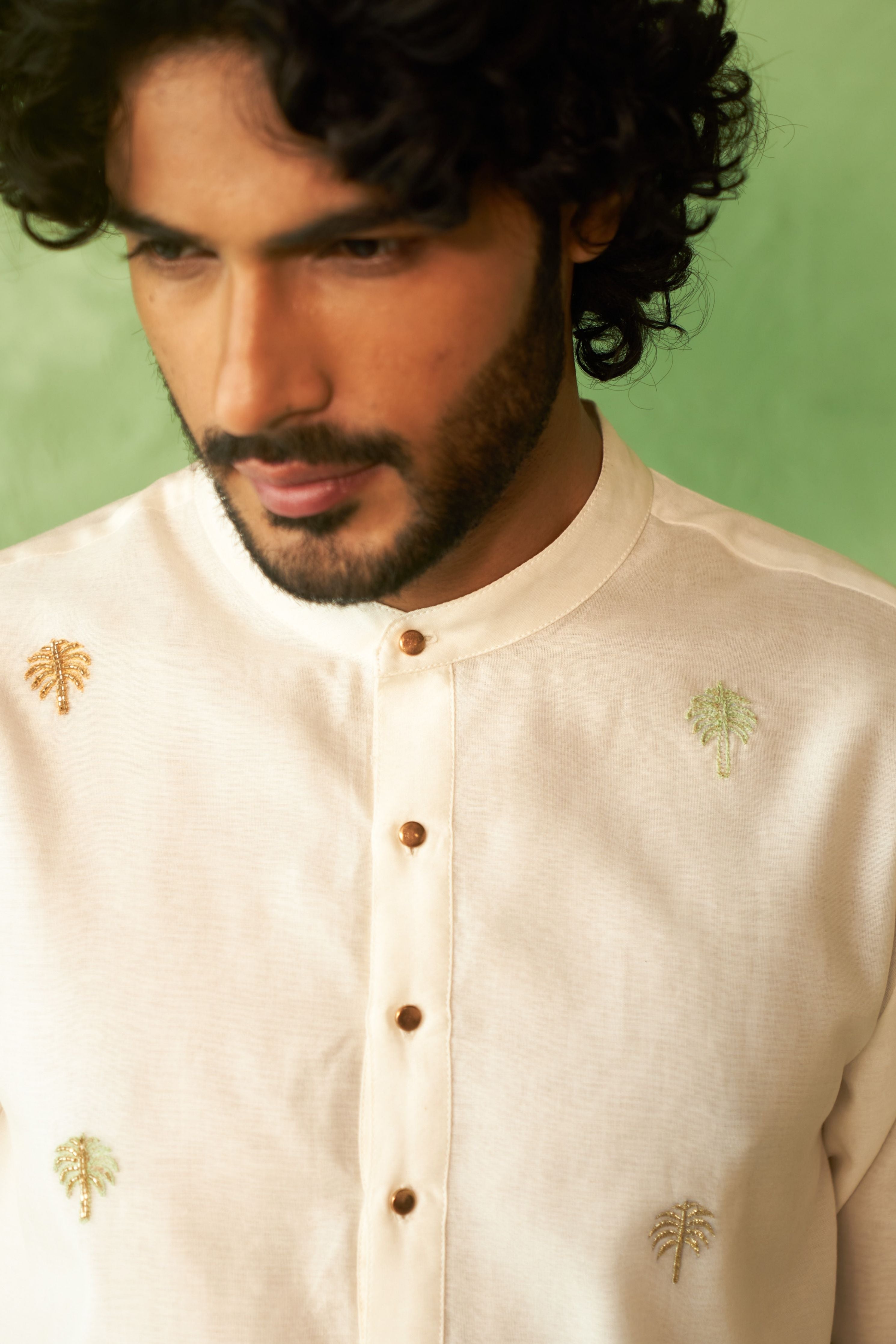 Off-White Kurta Set Kinaara Collection