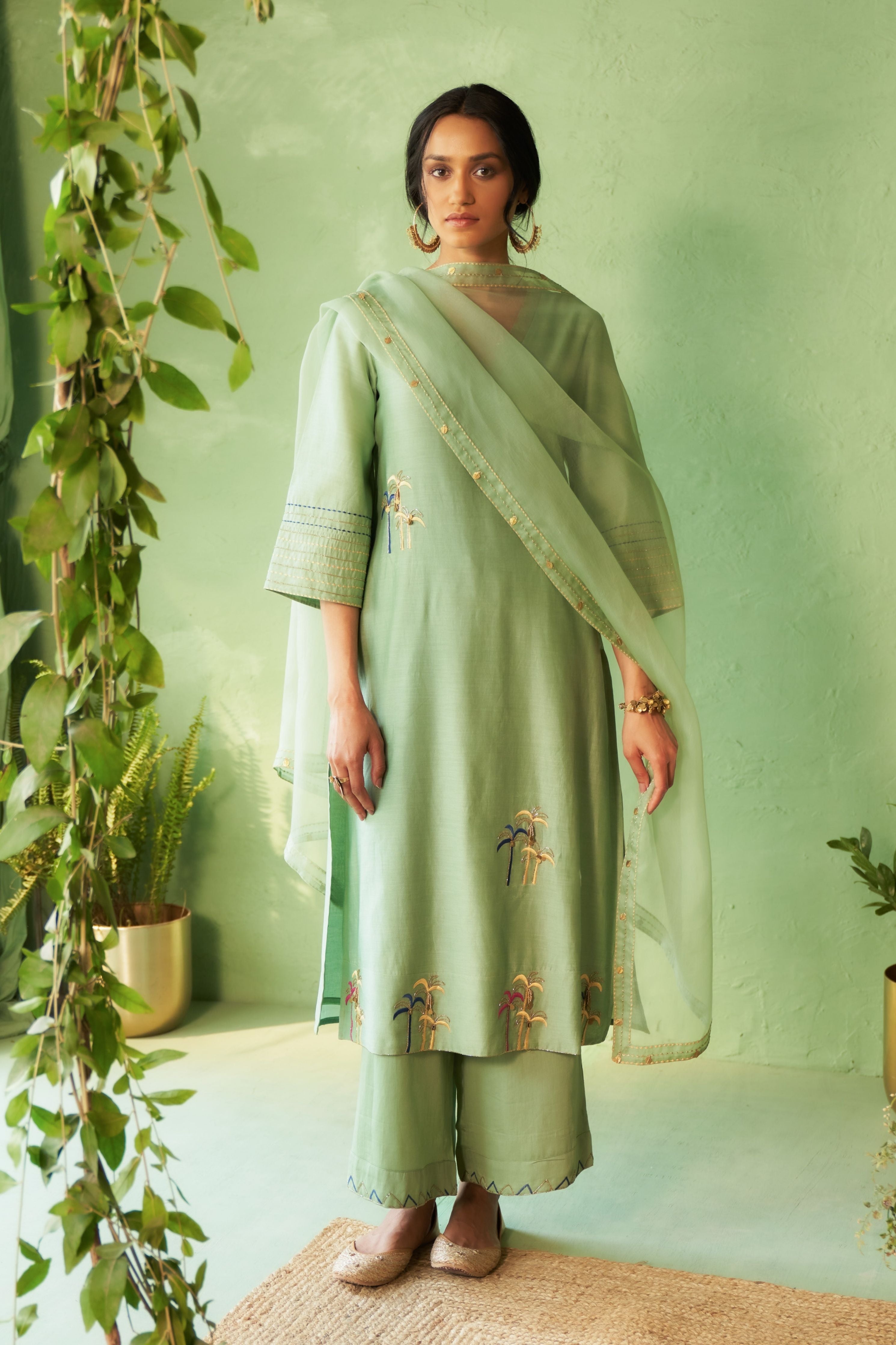 Kinaara Kurta Set