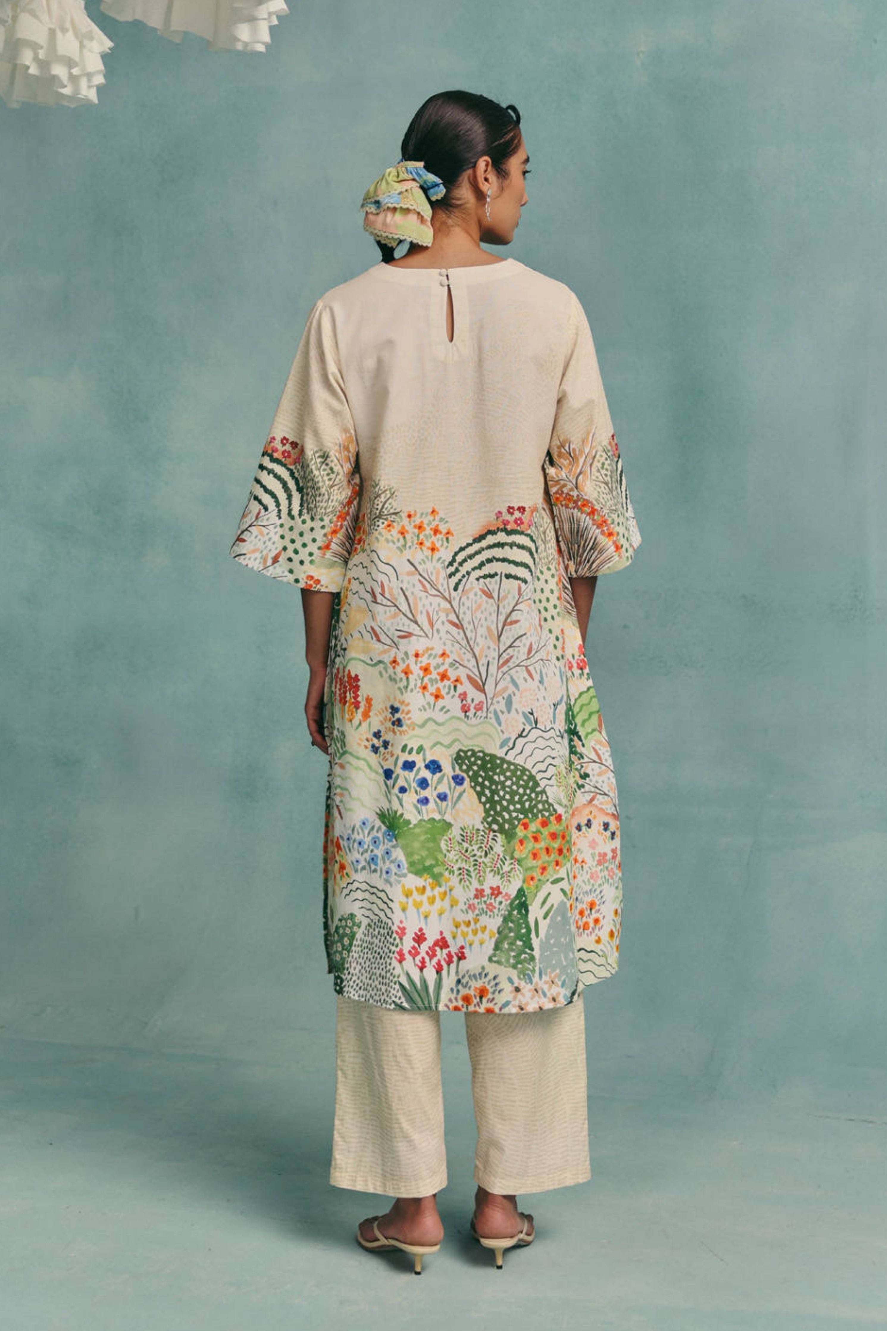 Meadow Vneck Kurta Set  Ecru