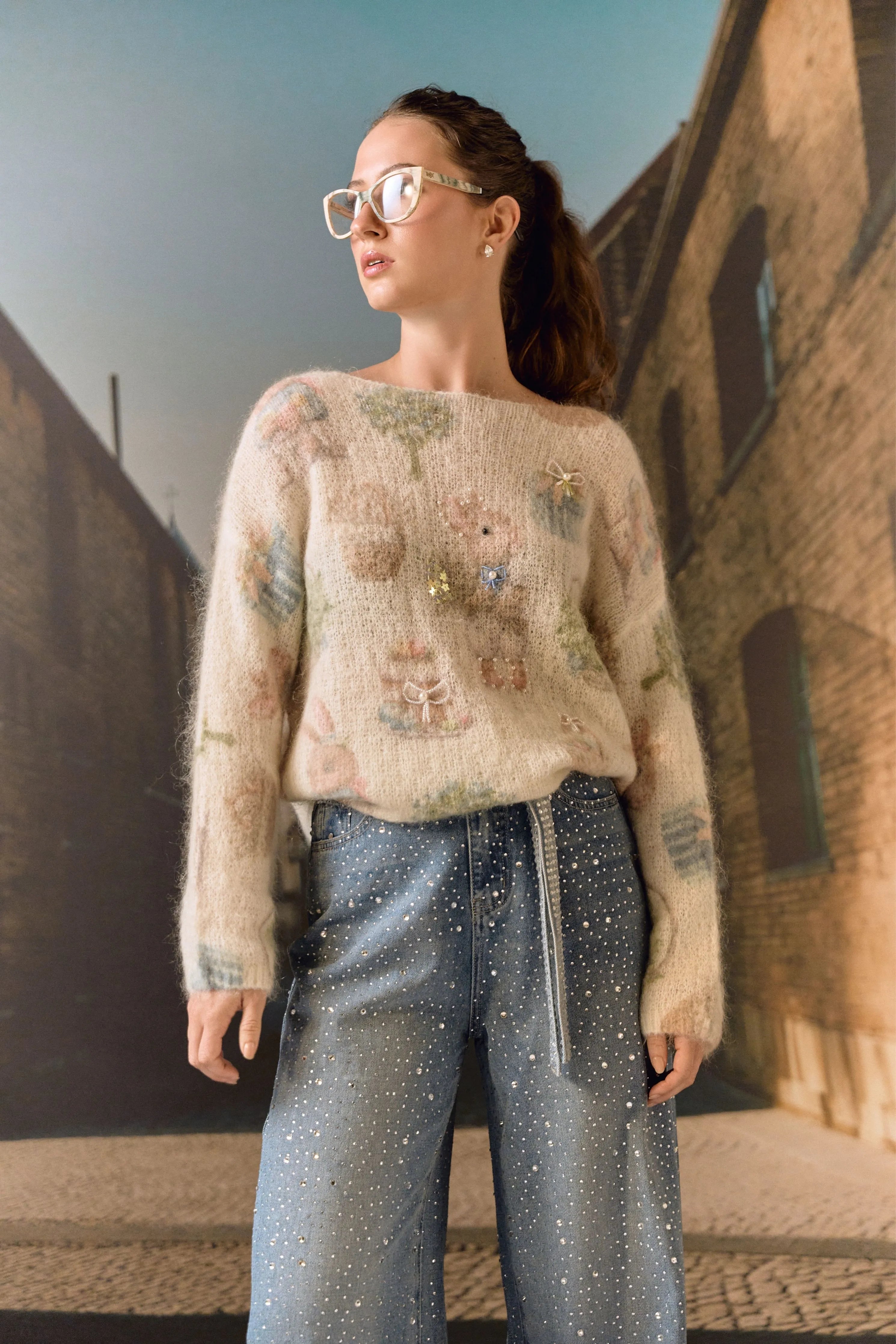 Alice in Wonderland sweater