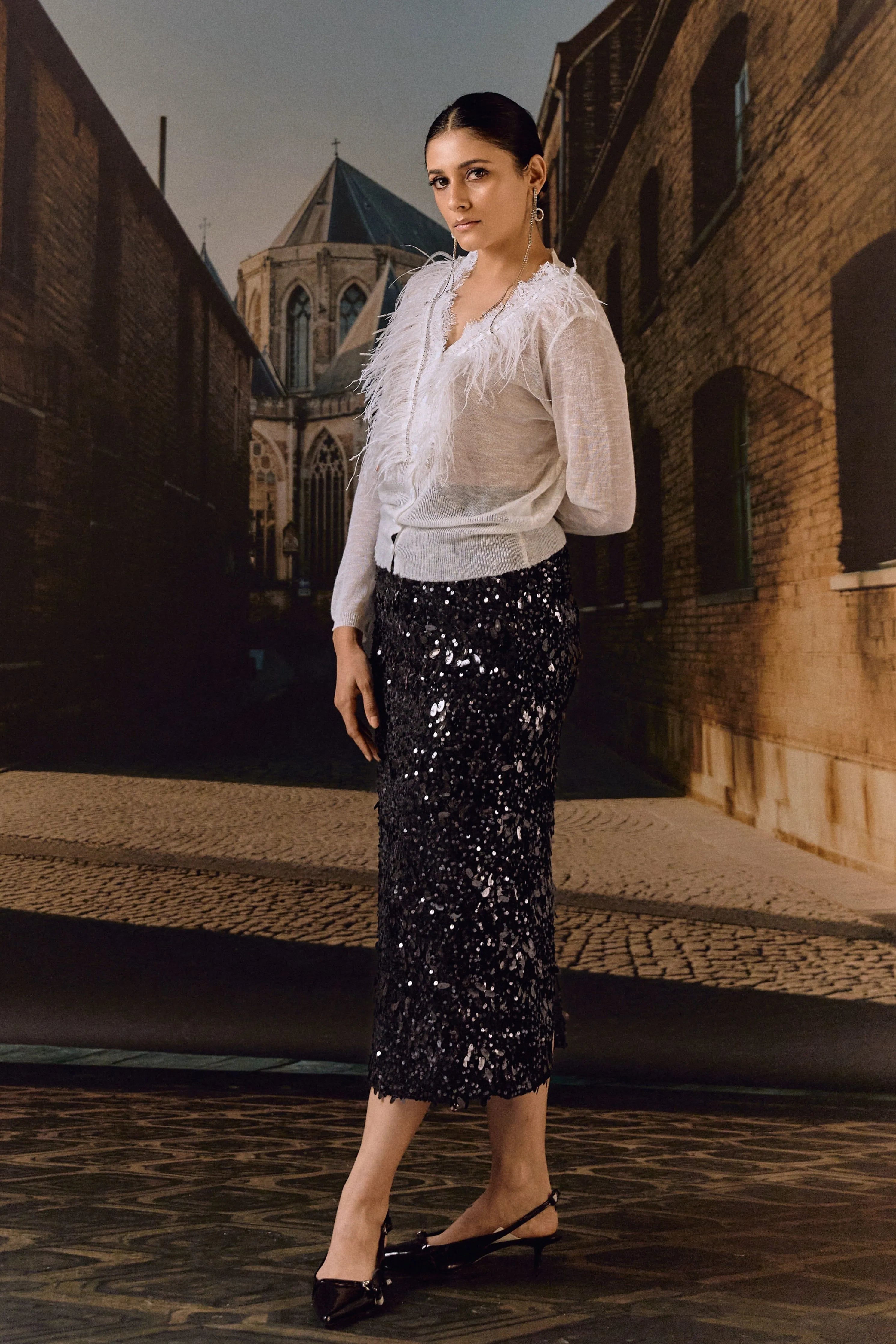 Velvet sequin pencil skirt- Black