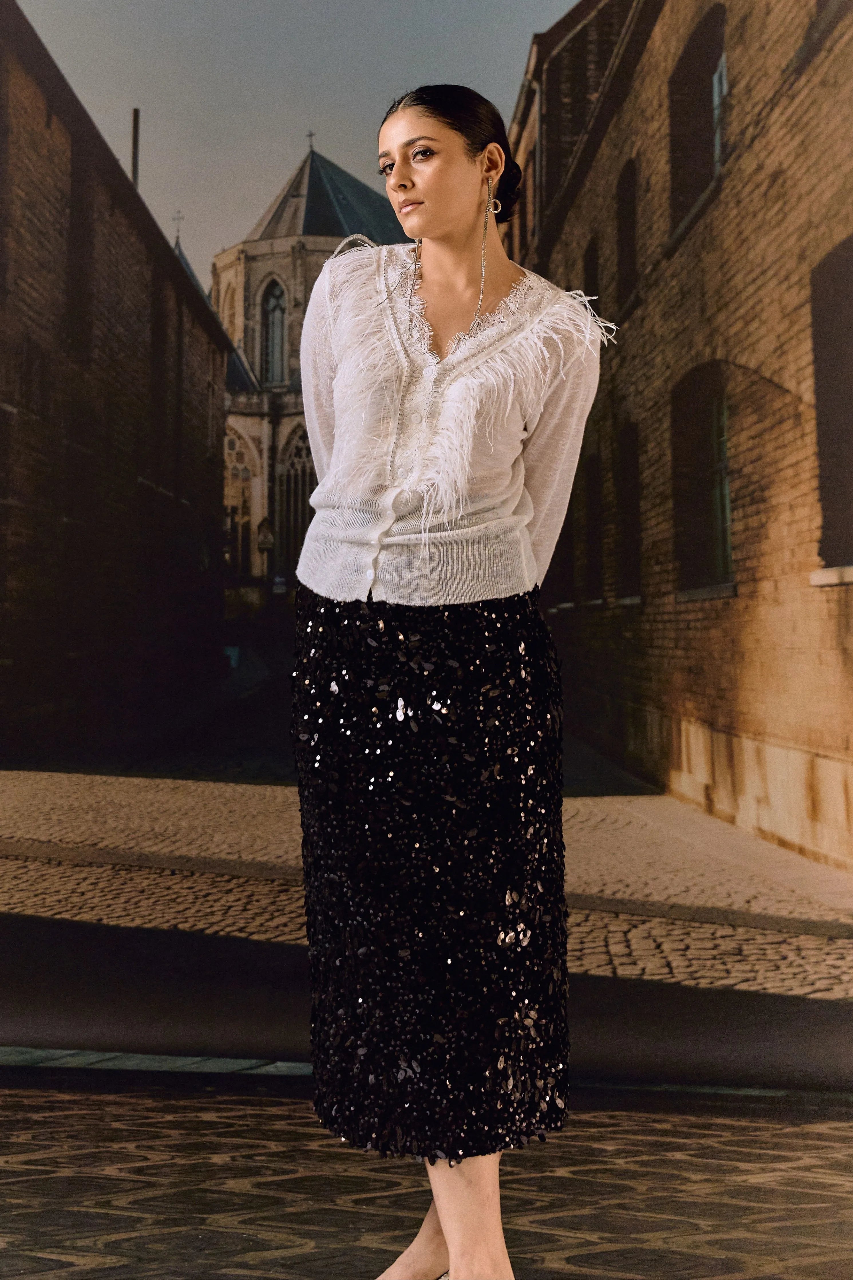 Velvet sequin pencil skirt- Black