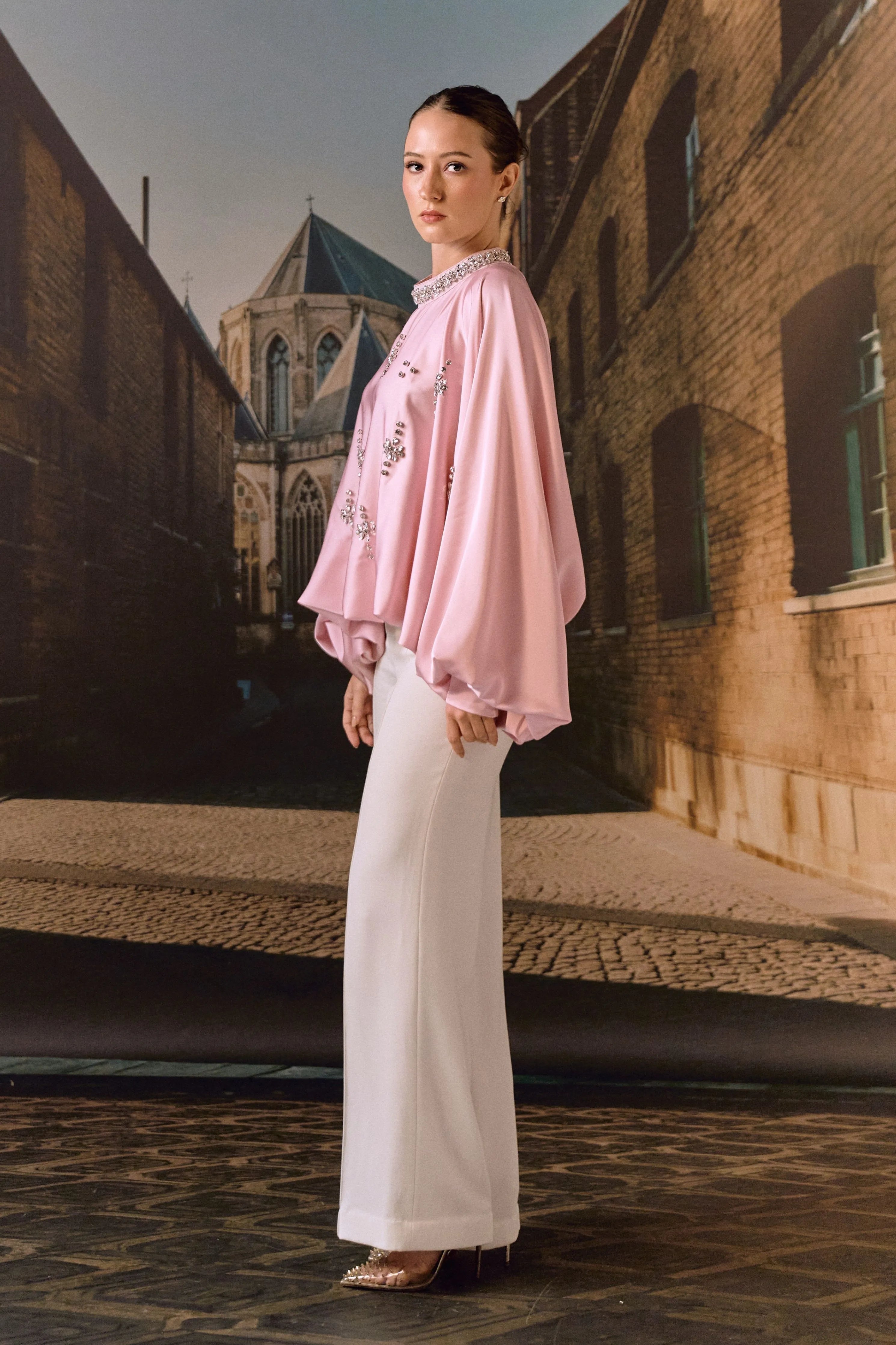 Crystal Embellished Satin Kaftan Top- Blush pink