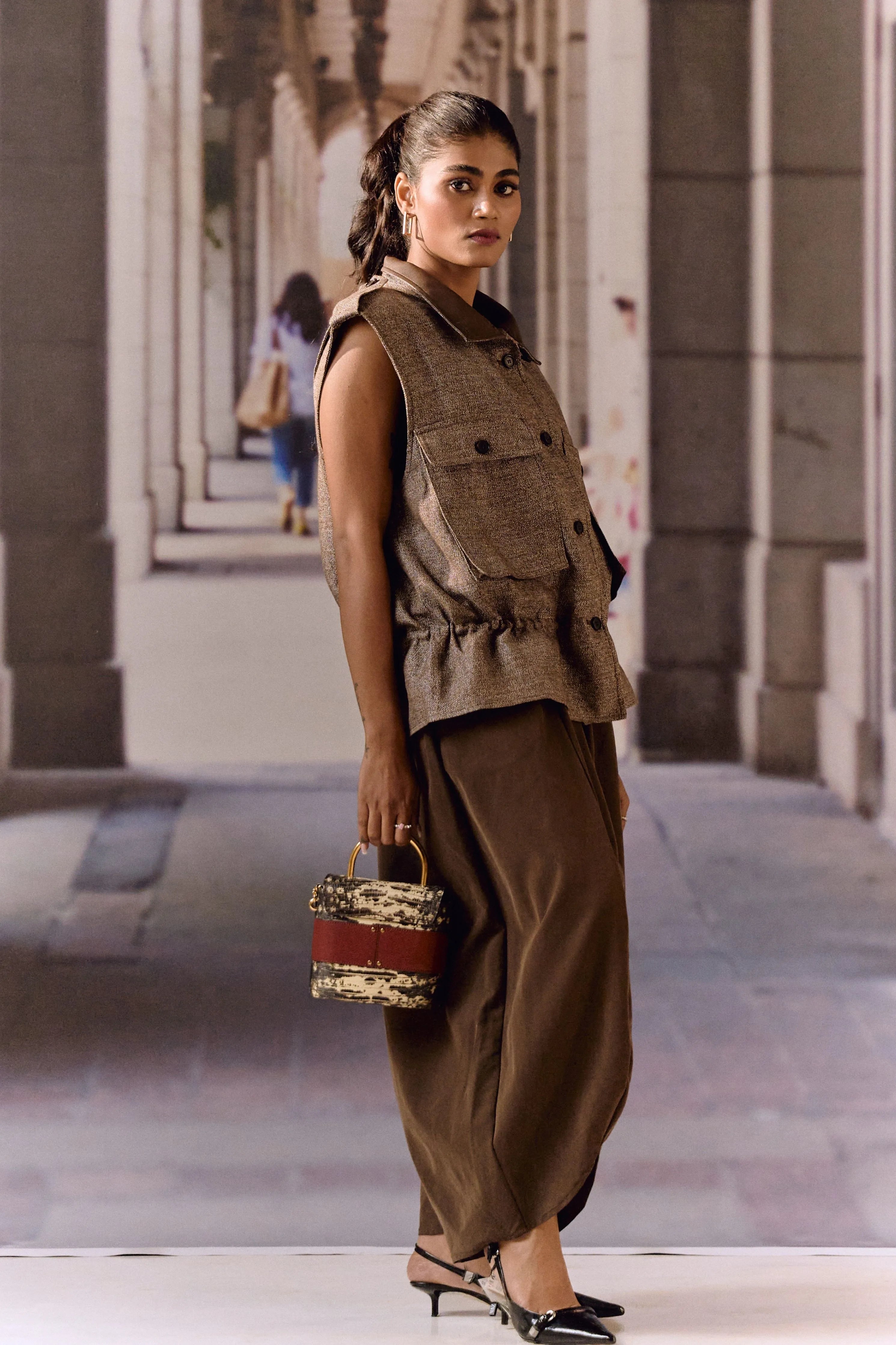 Choco twill barrel pants