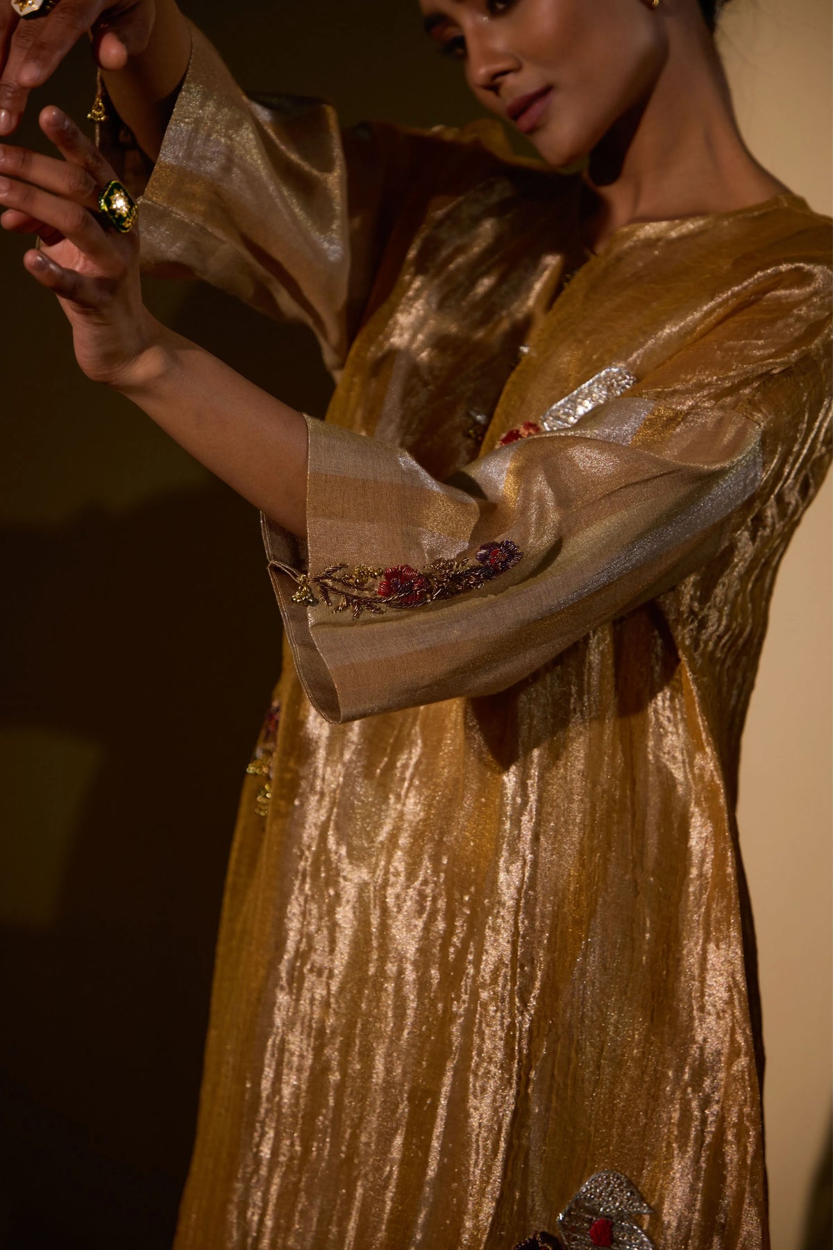 METALLIC FLORAL SET - GOLDEN
