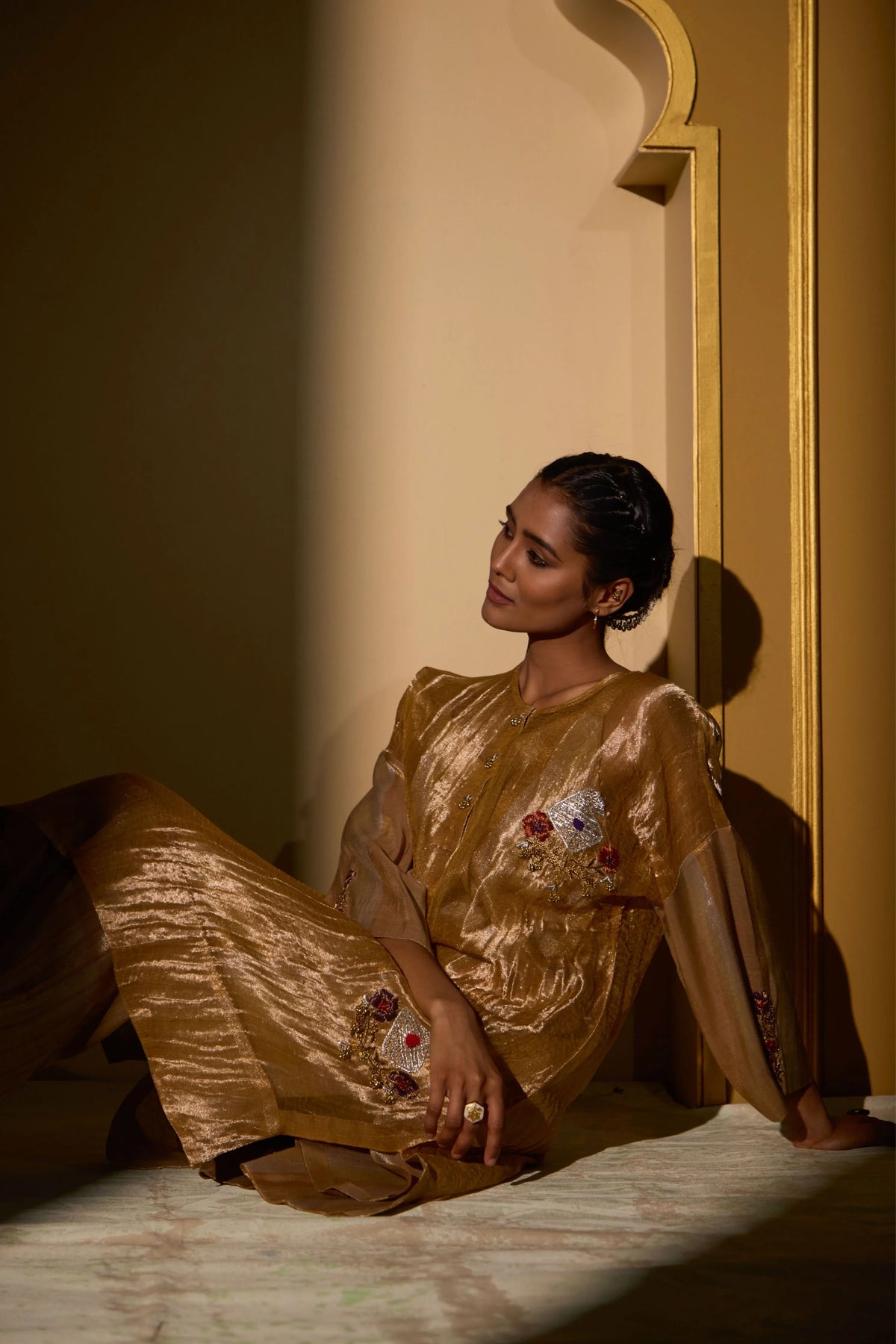 METALLIC FLORAL SET - GOLDEN