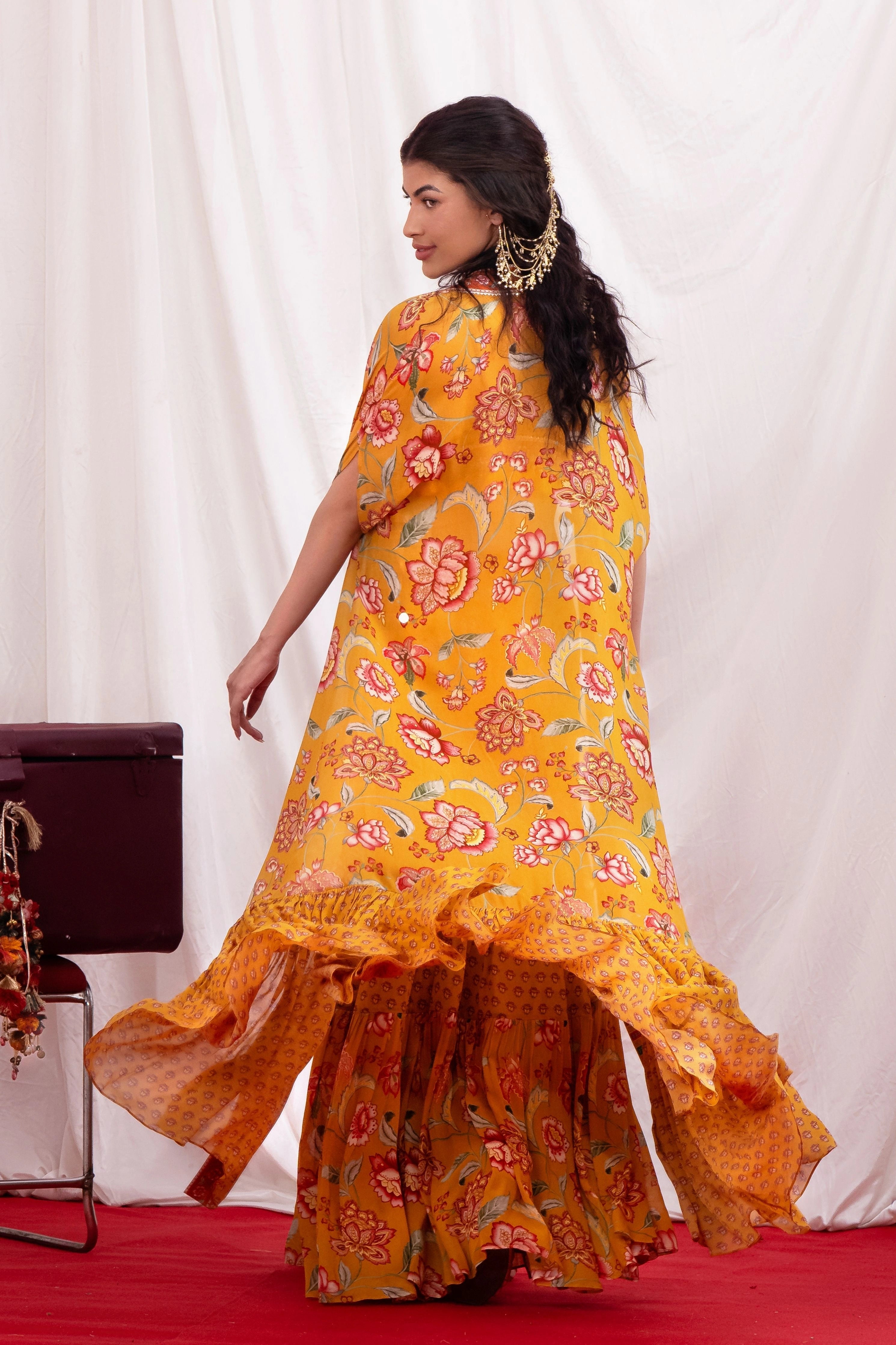 Sunehri Aabha Cape Sharara Set