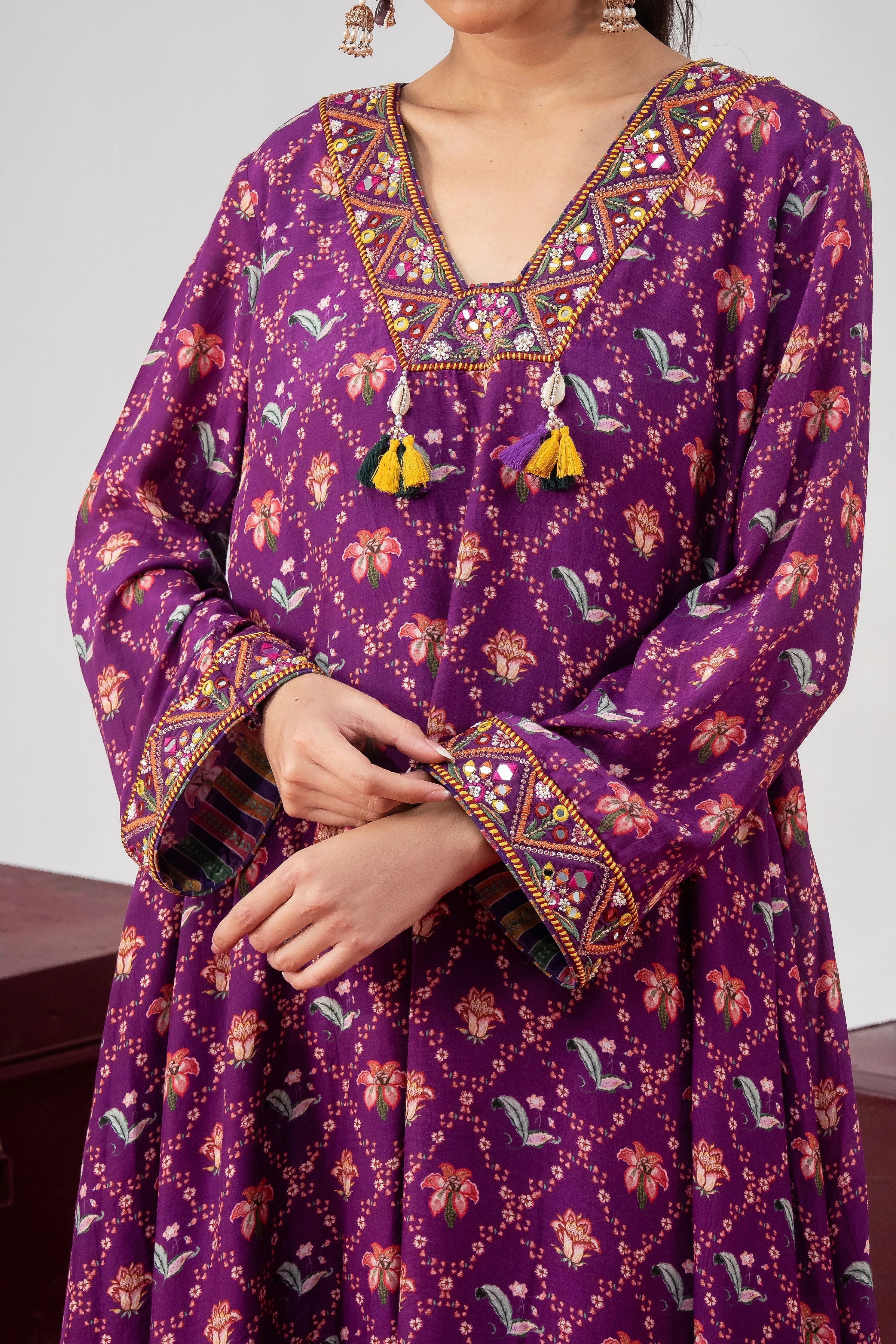 Jamuni Ada Suit Set