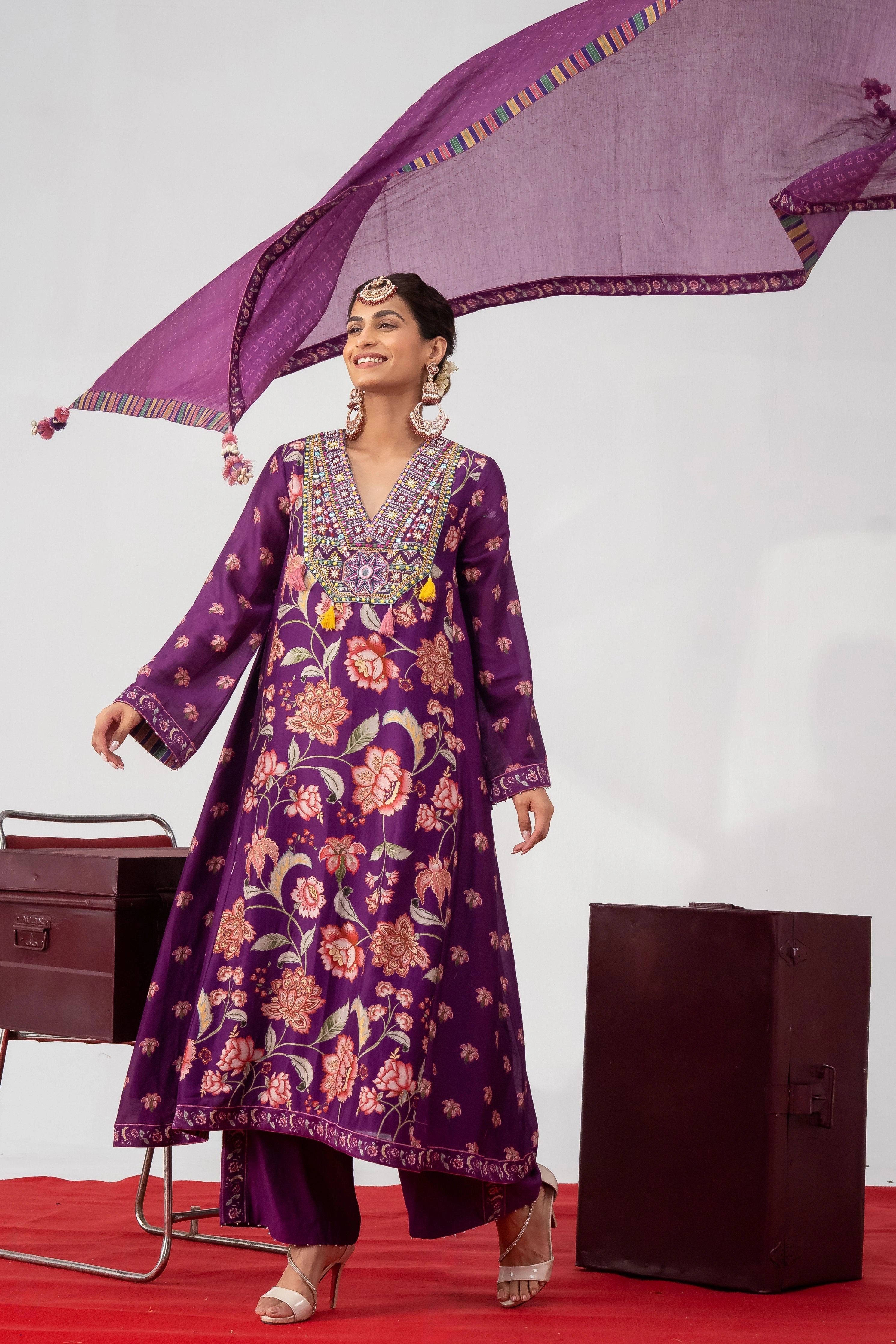 Jamuni Rangrez Suit Set