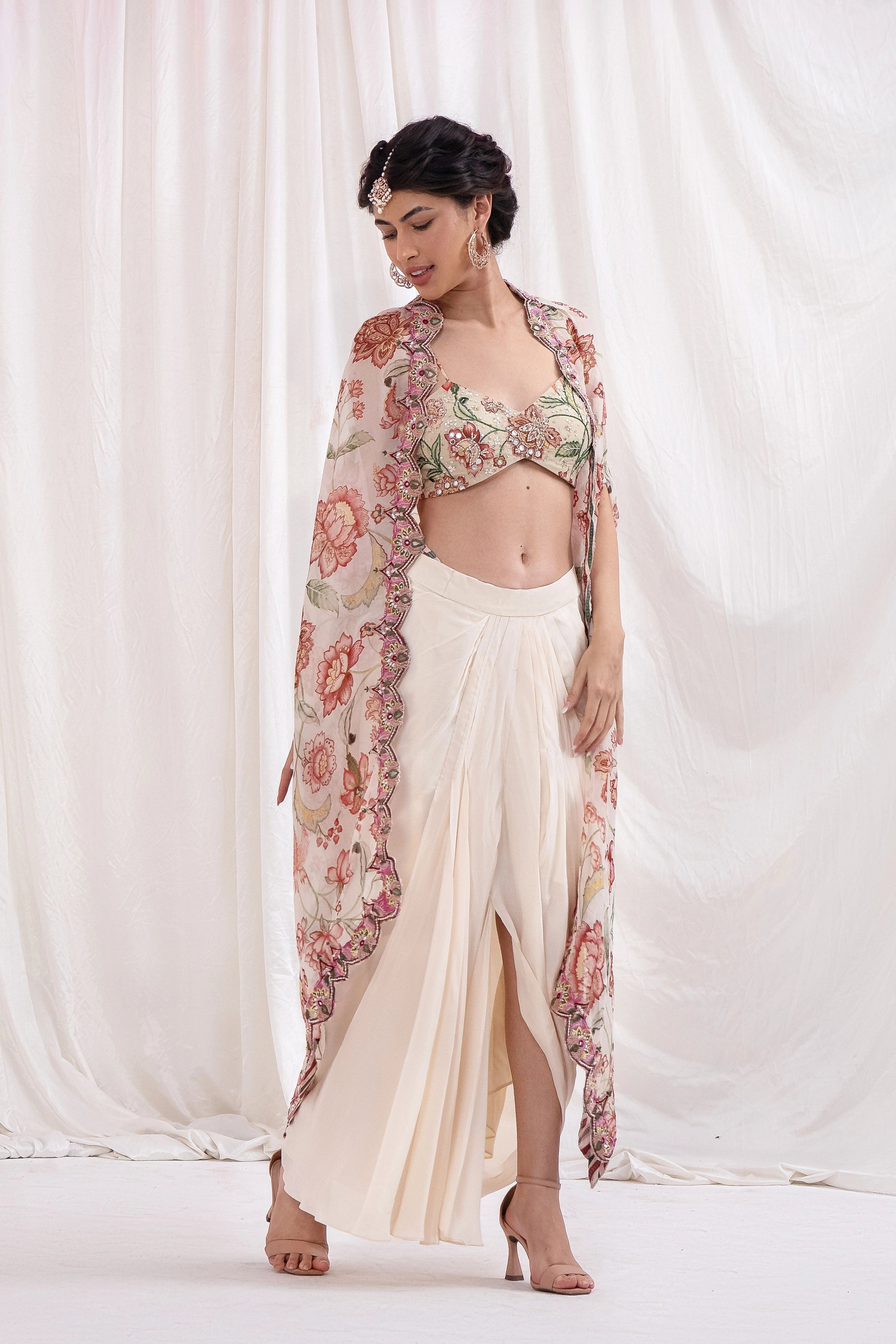 Chandani Ada Cape Set