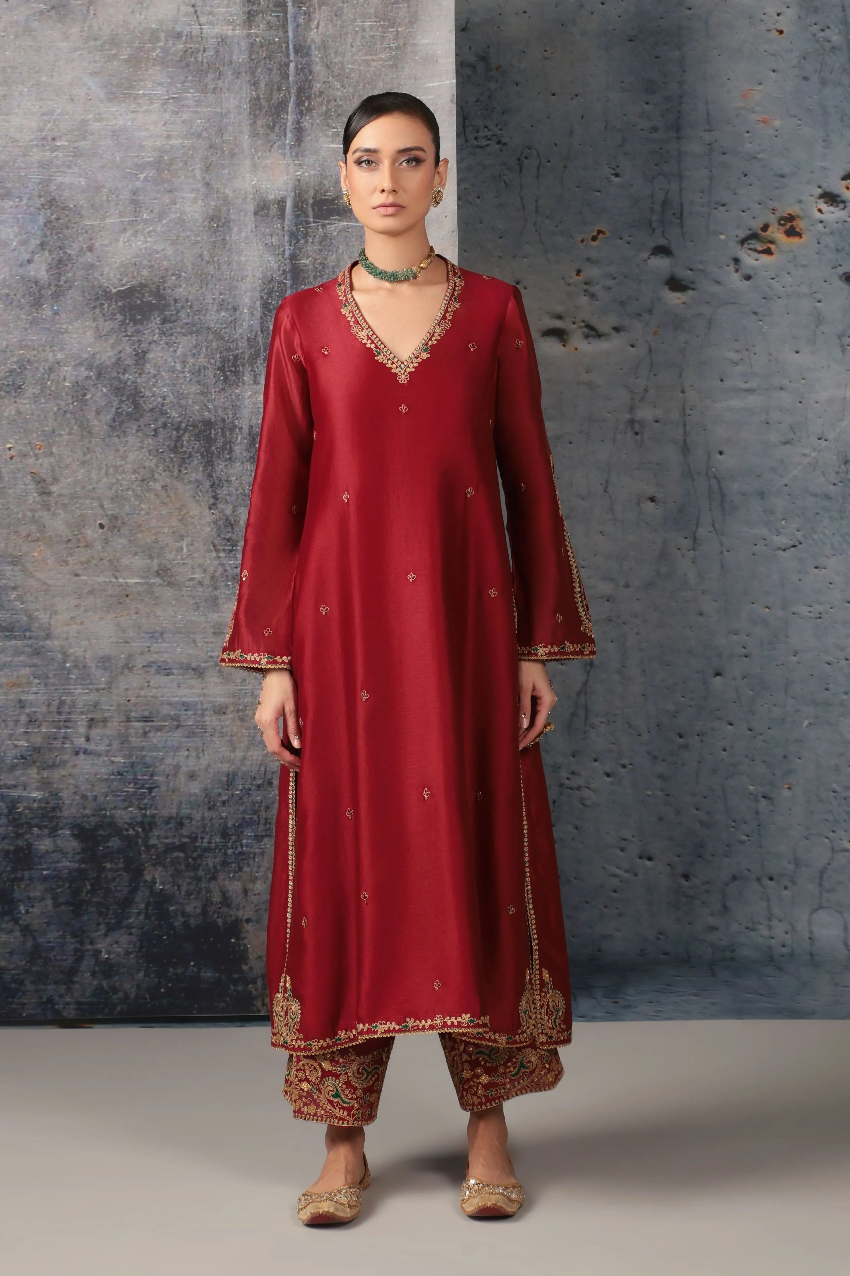 Mehrang Maroon Applique Kurta Set