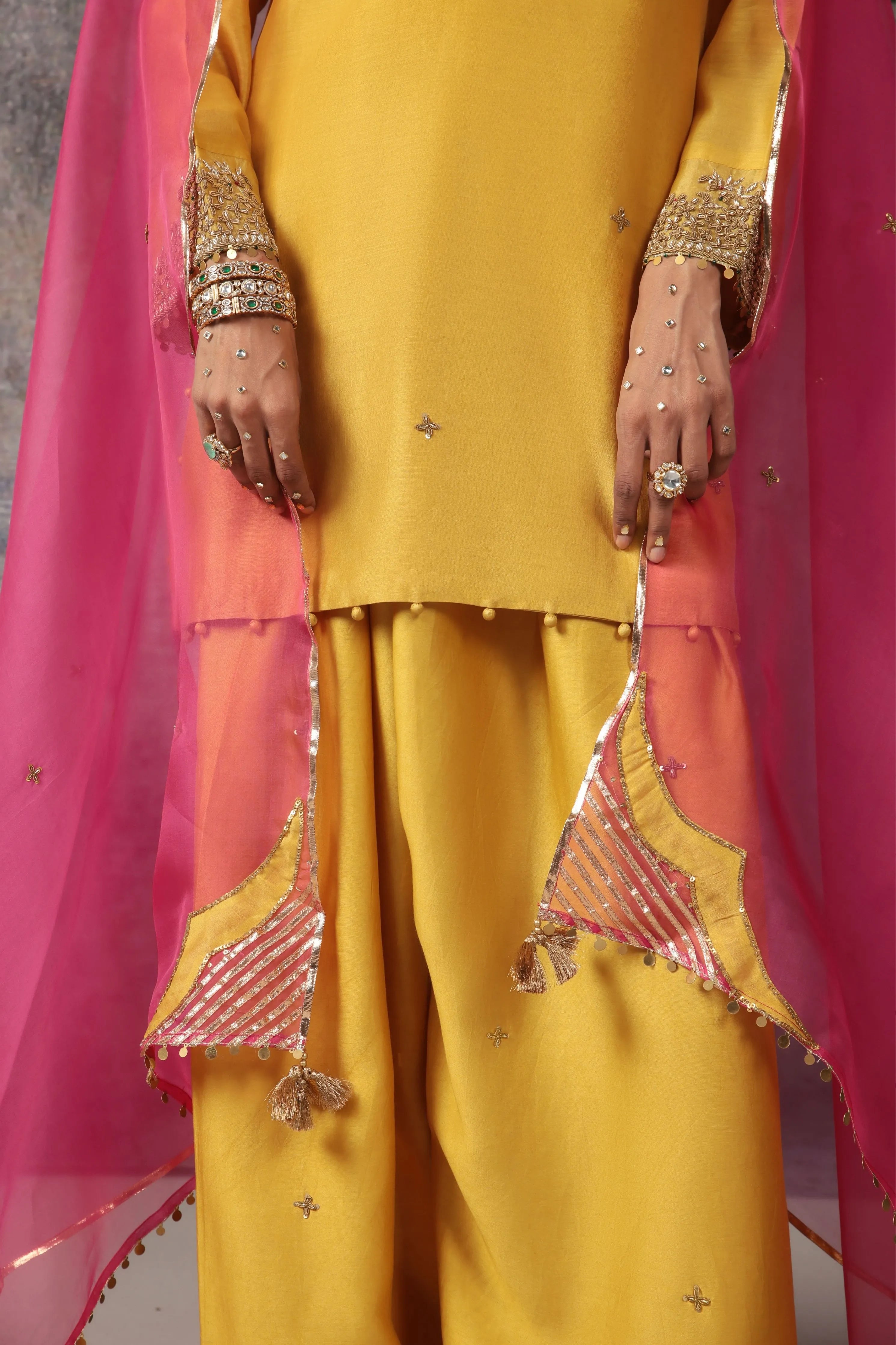 Mehrang Yellow Short Buti Kurta Set