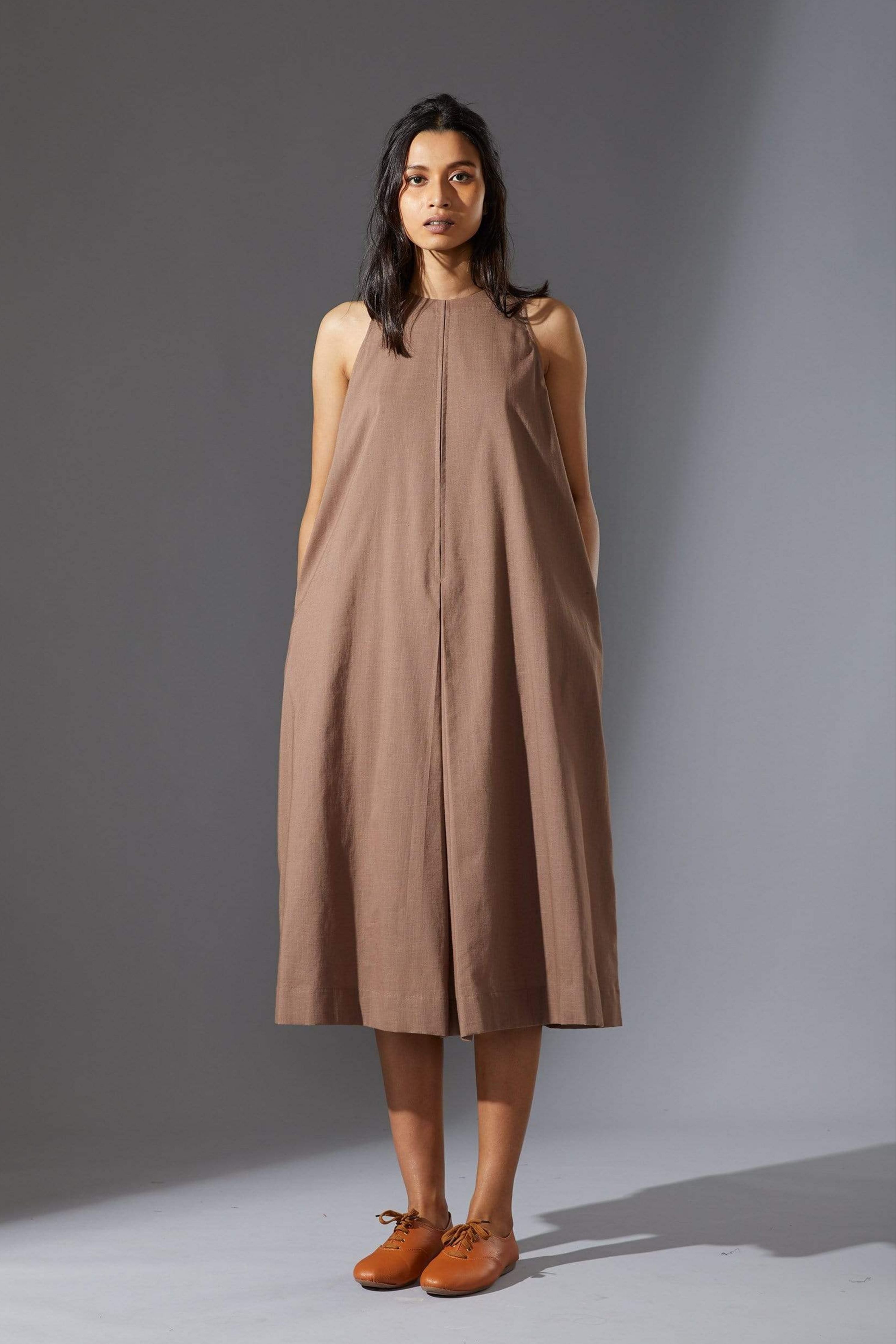 Mati Vita Aakaar Beige Dress