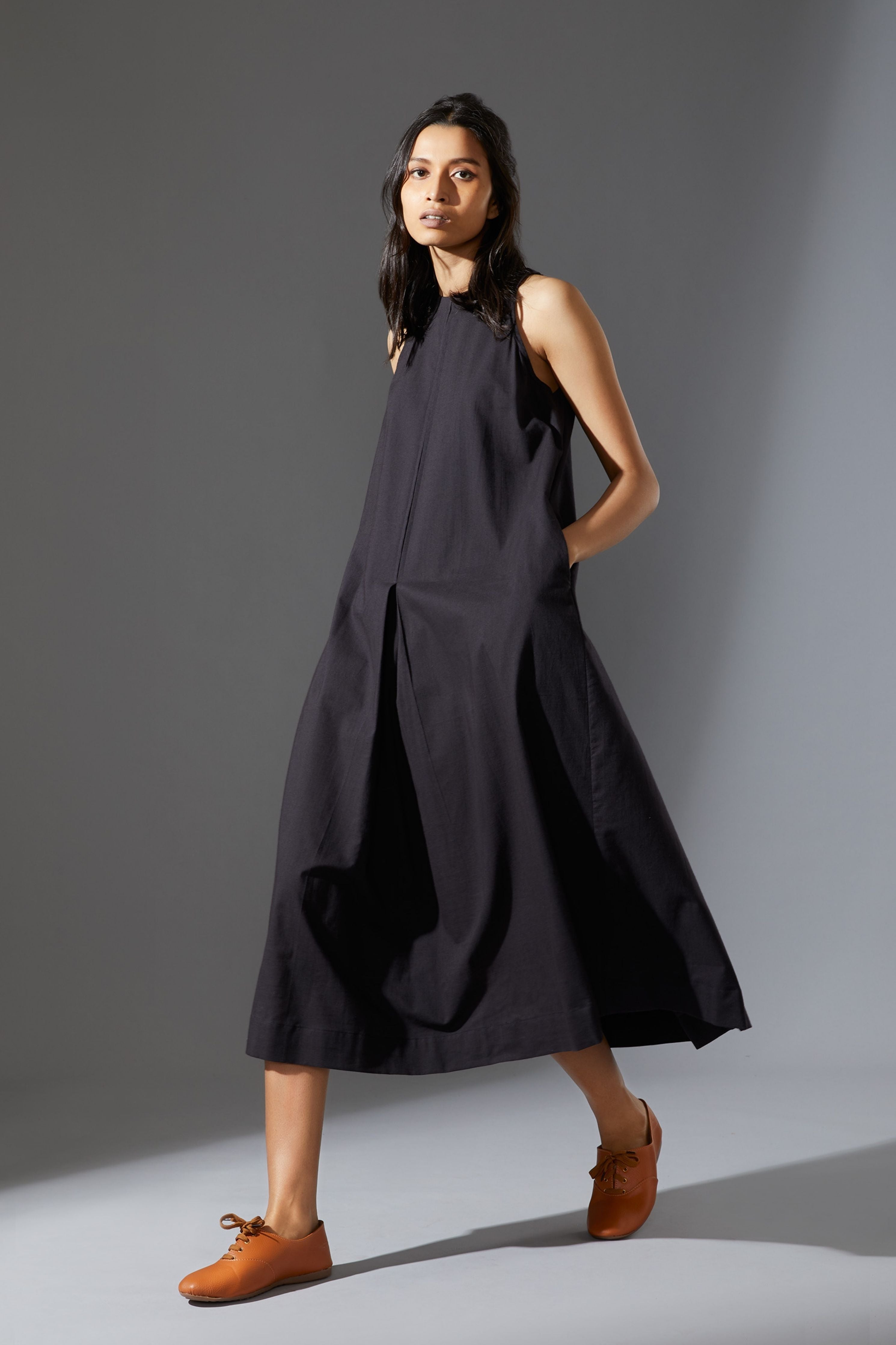 Mati Vita Aakaar Black Dress