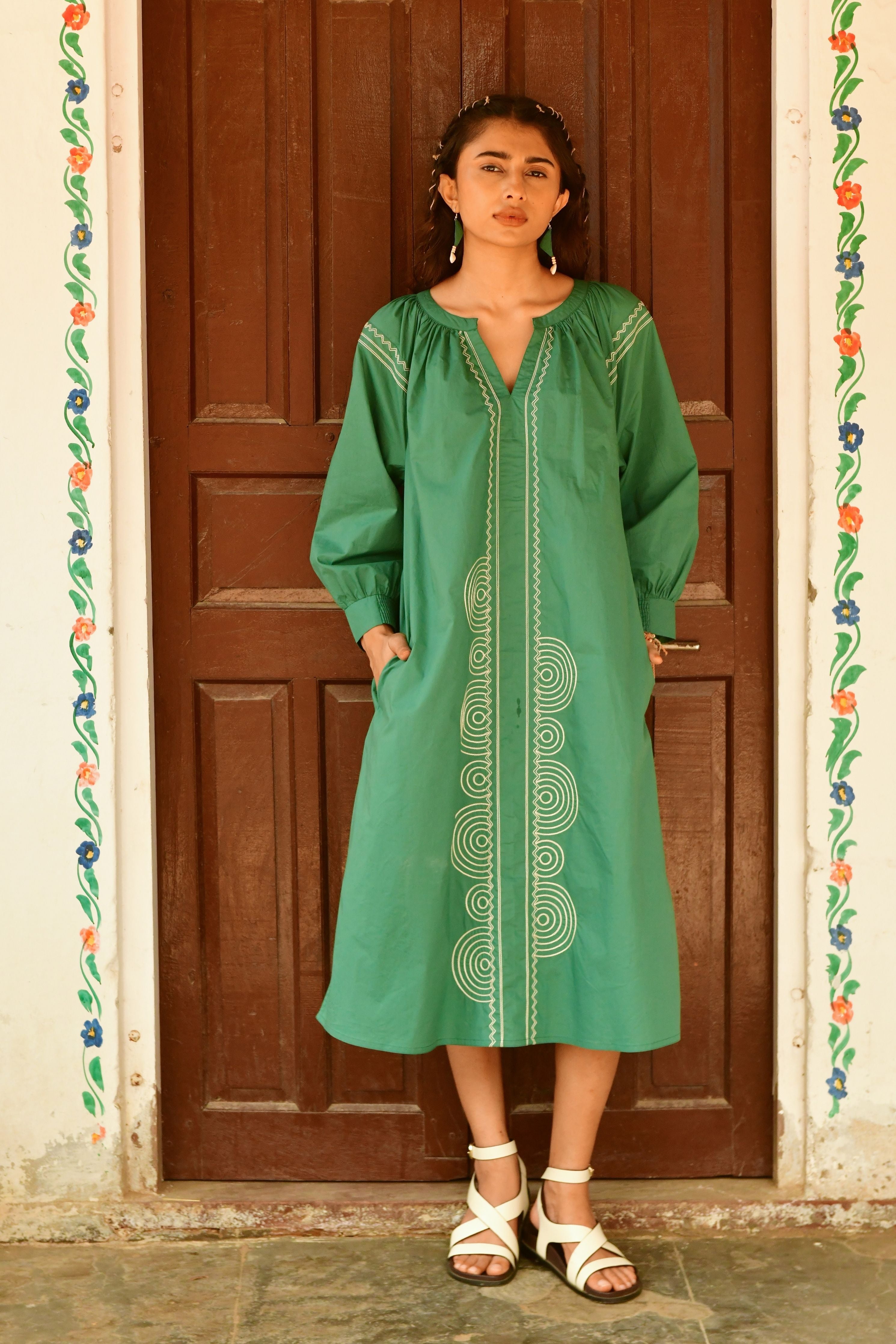 Moon Green Embroidery Dress