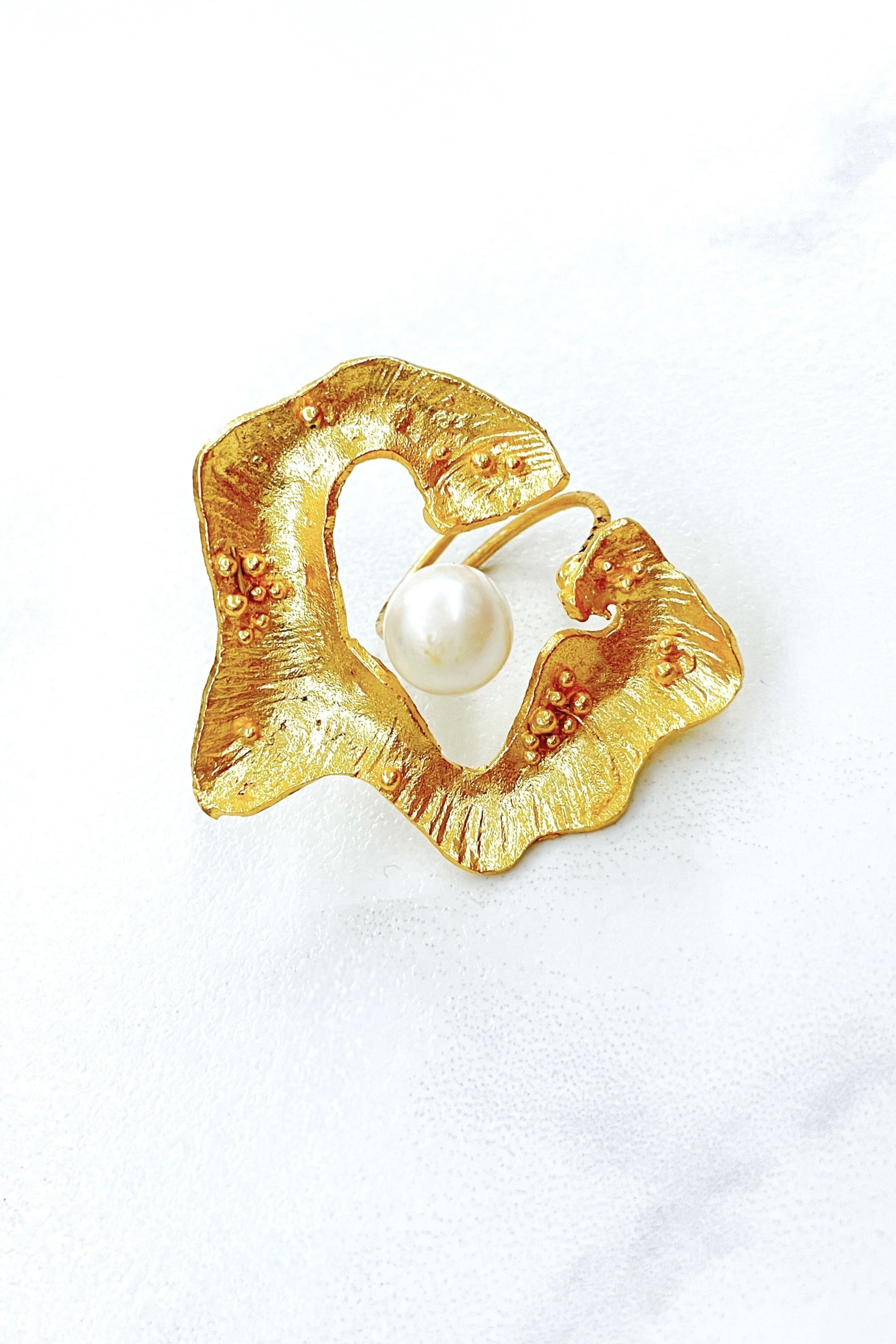 Laranya Ring