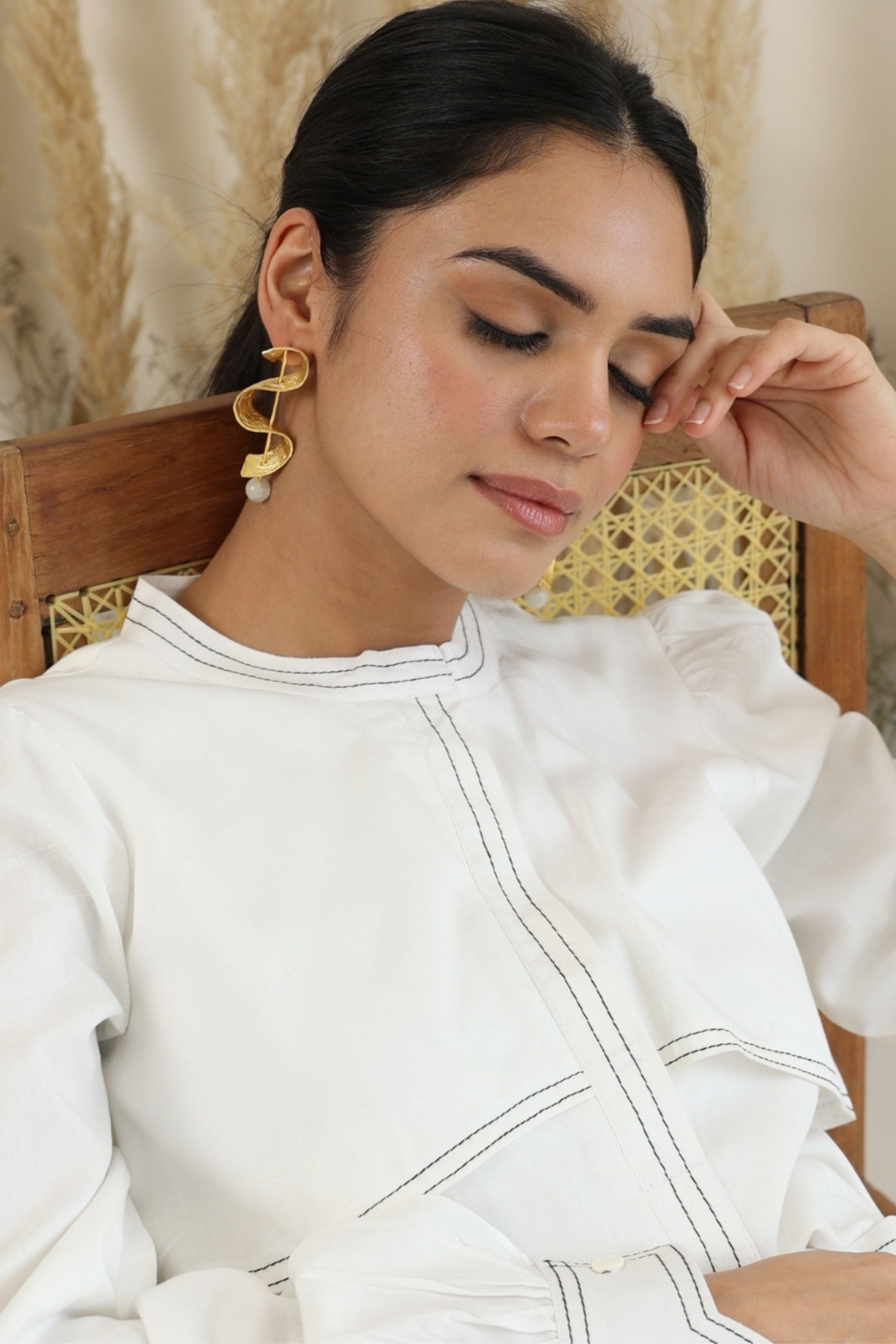 Aarna Earrings