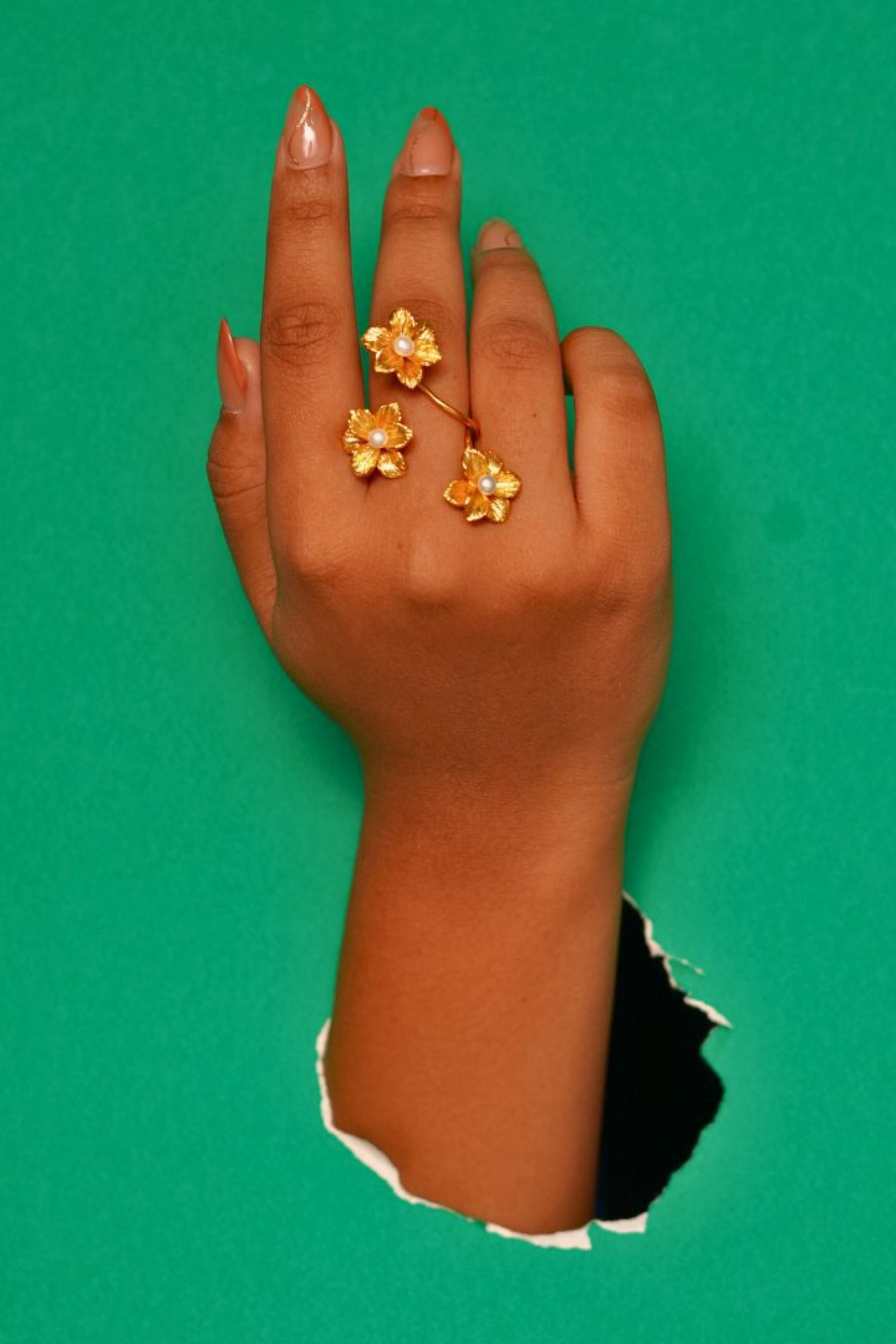Blossom of 3 flowers Ring