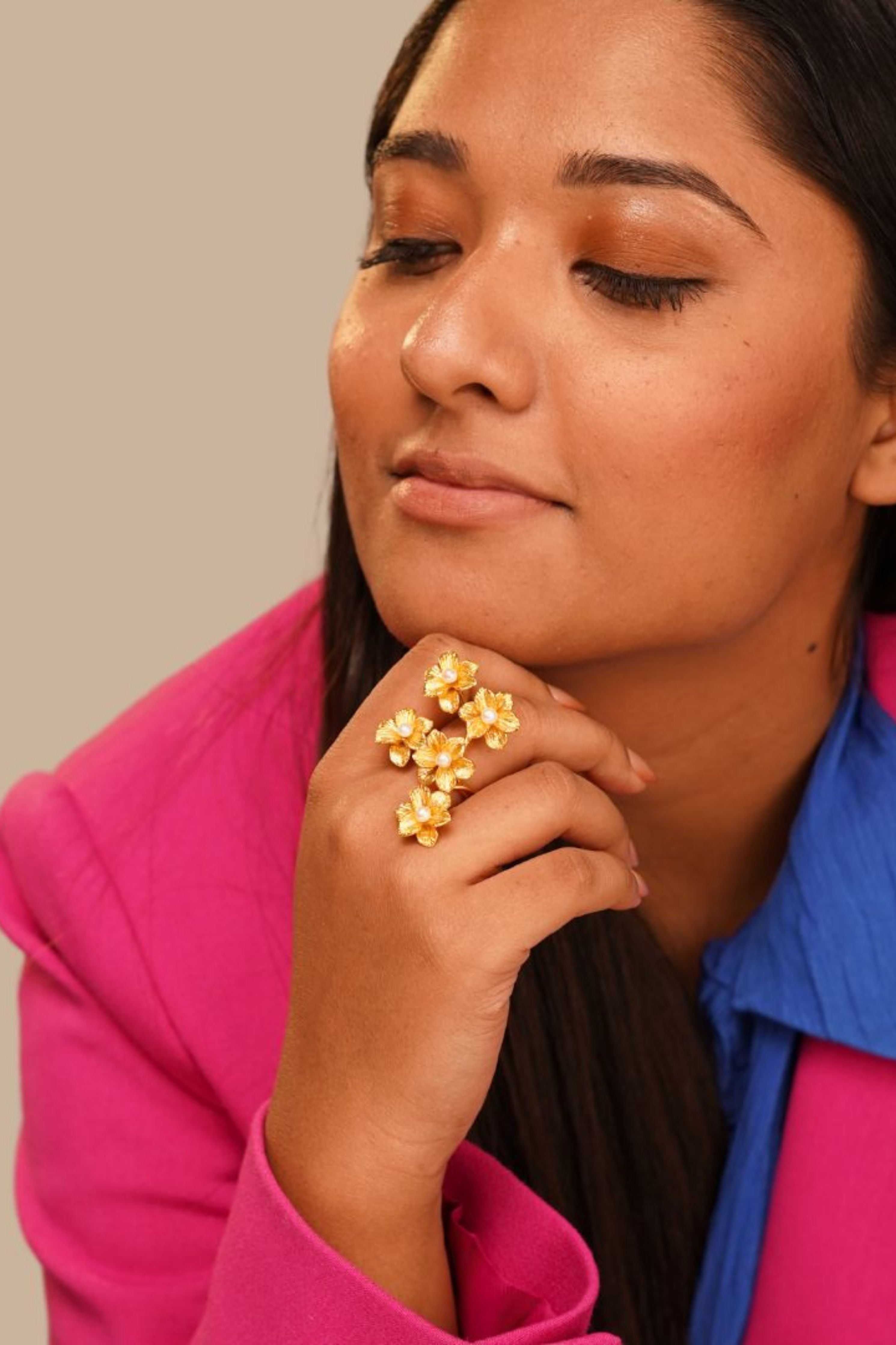 Blossom of 5 flowers Ring