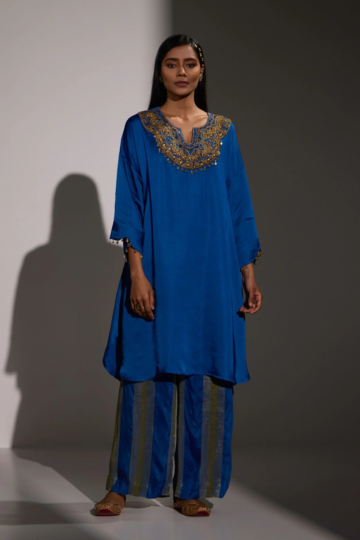 NILAMBARI SET- BLUE