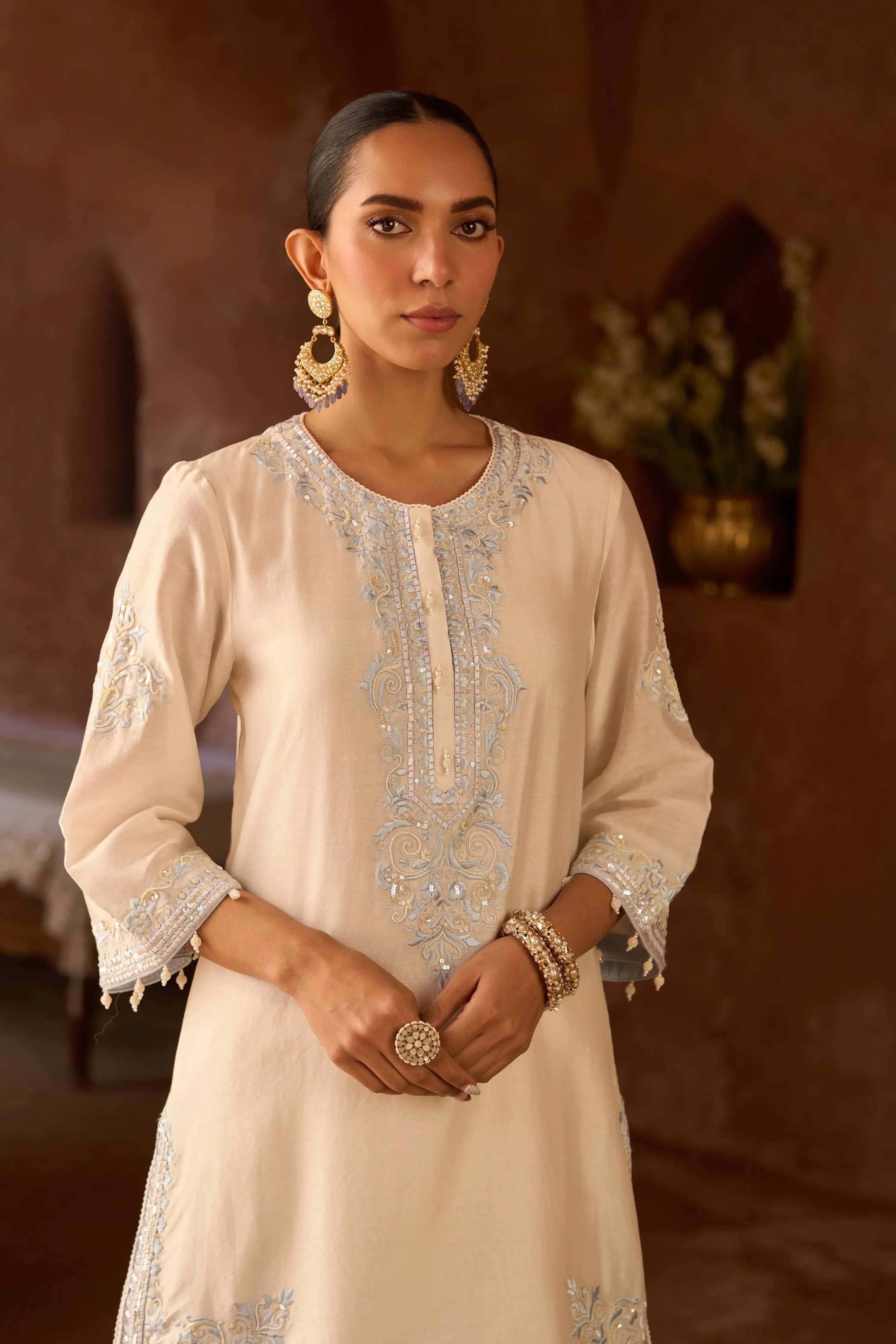 Nyra Daisy Ivory & Blue Short Kurta Set