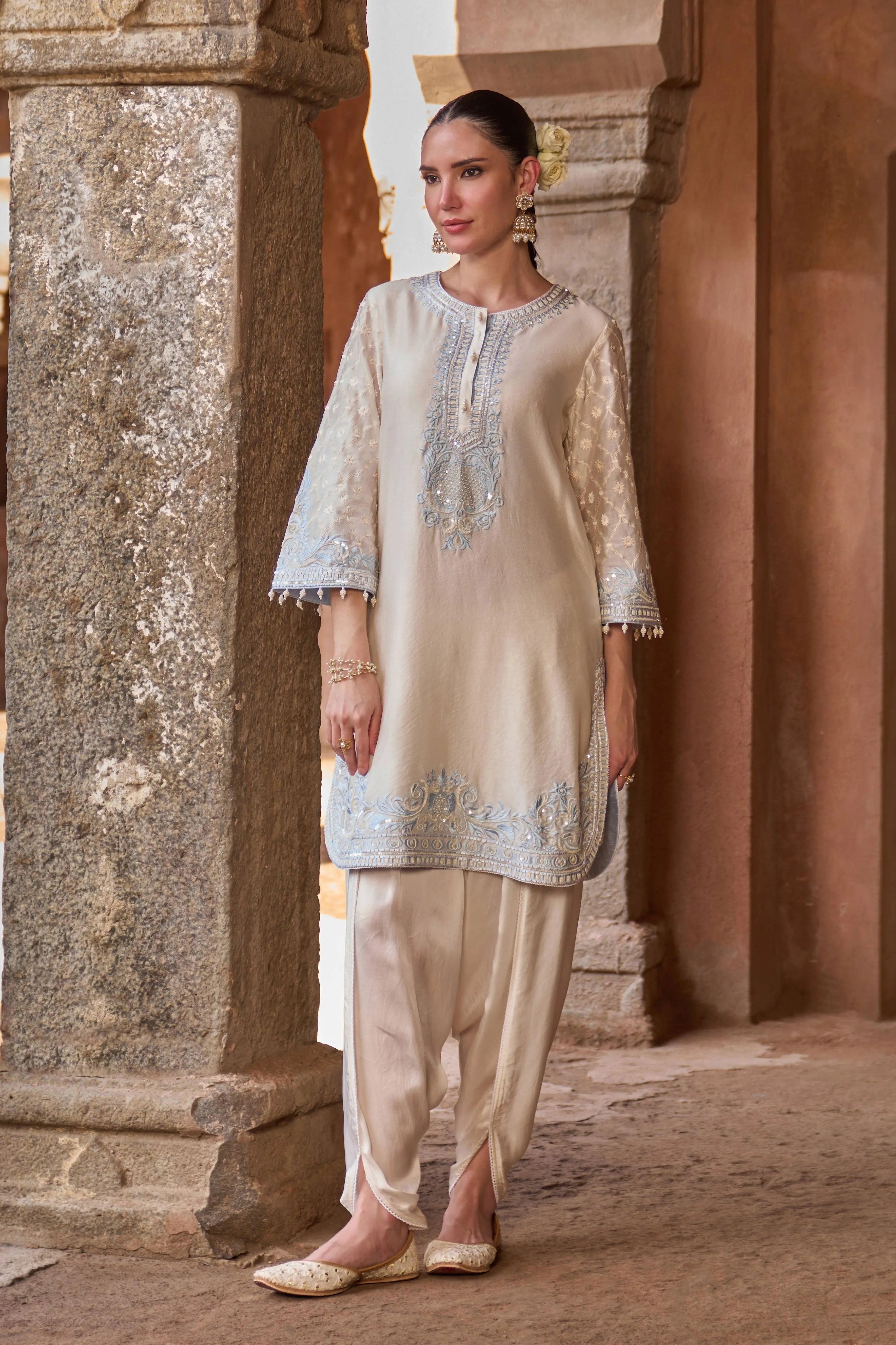 Ruhi Daisy Ivory & Blue Short Kurta Set