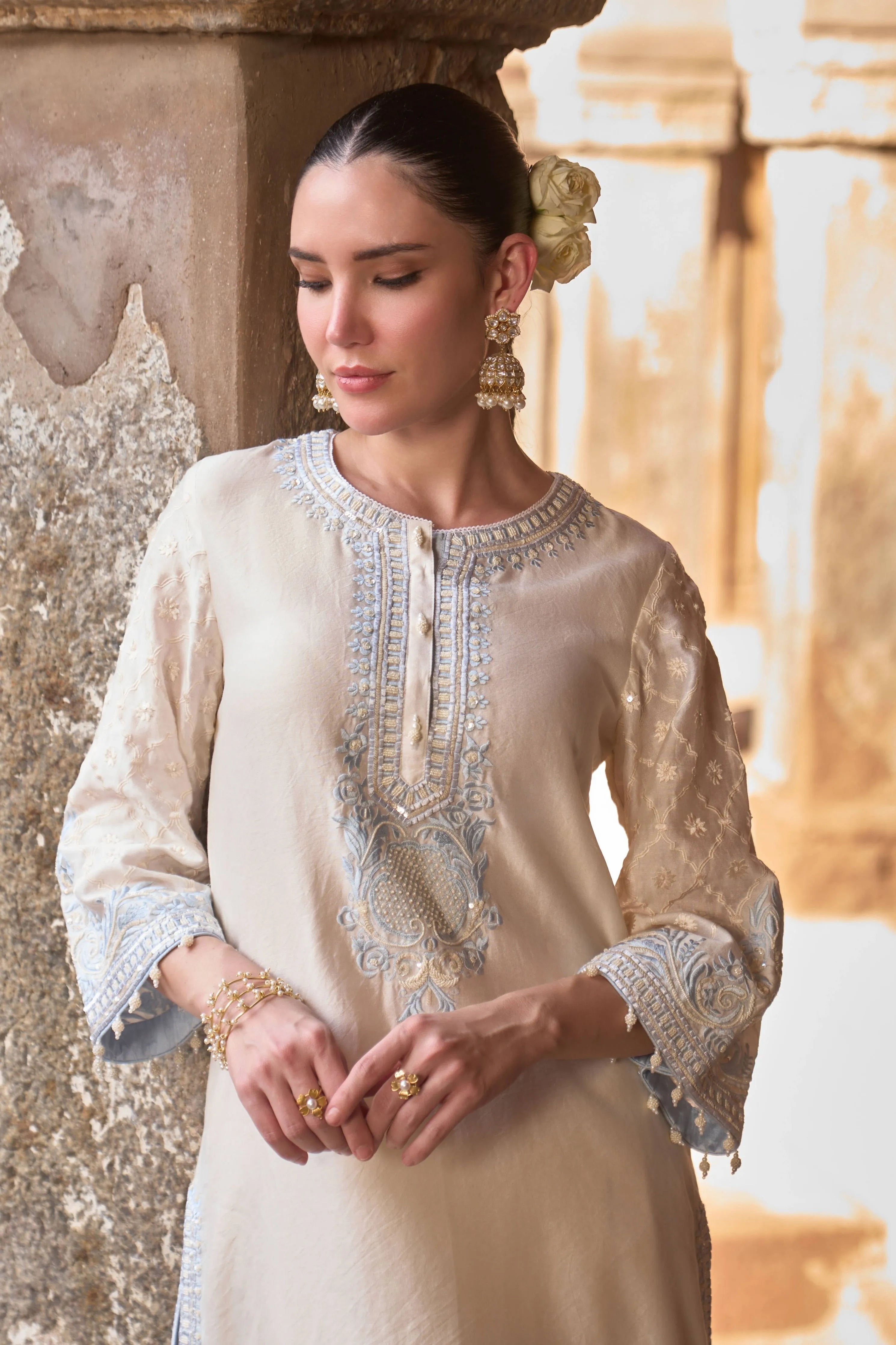 Ruhi Daisy Ivory & Blue Short Kurta Set