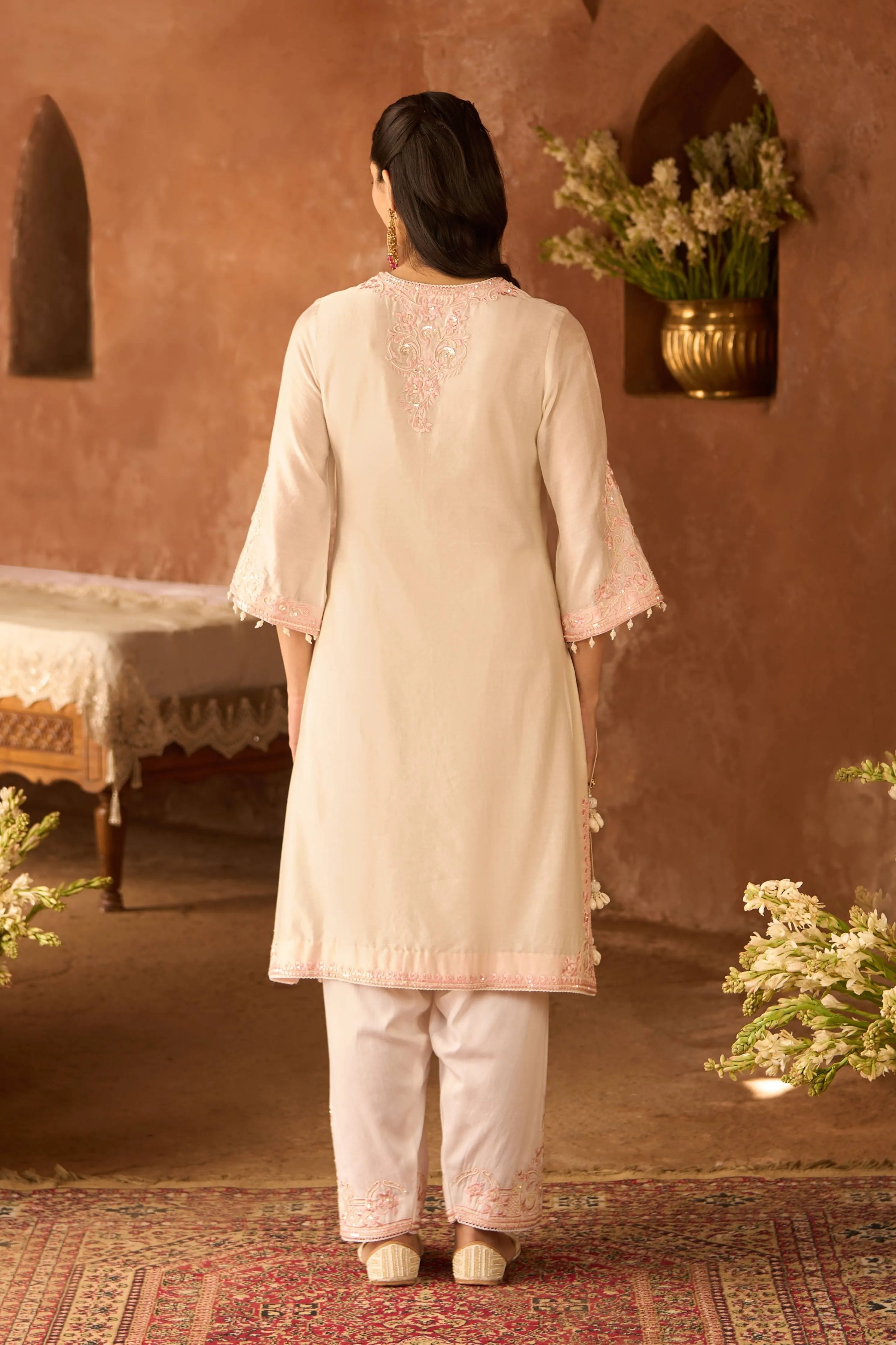 Ruhi Daisy Ivory & Pink Short Kurta Set