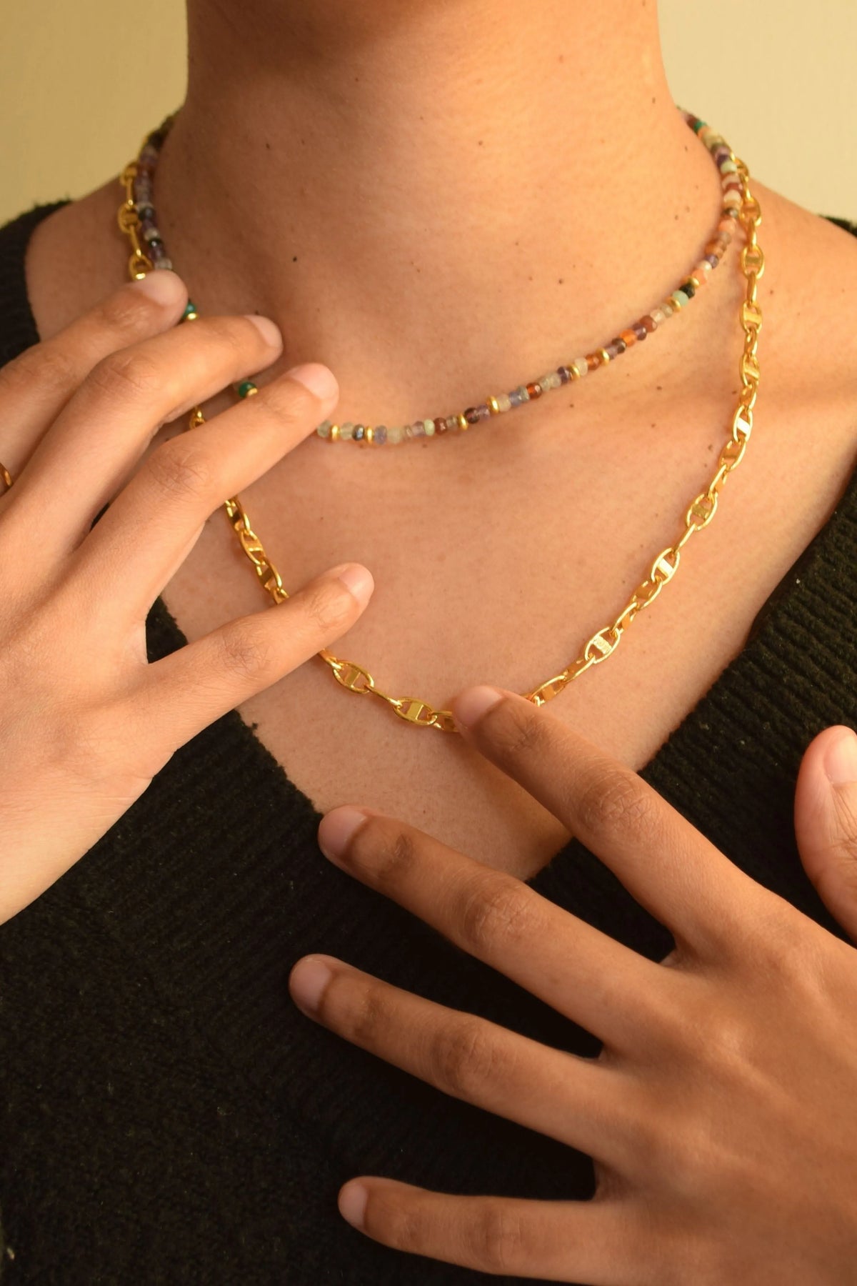 Iris Choker