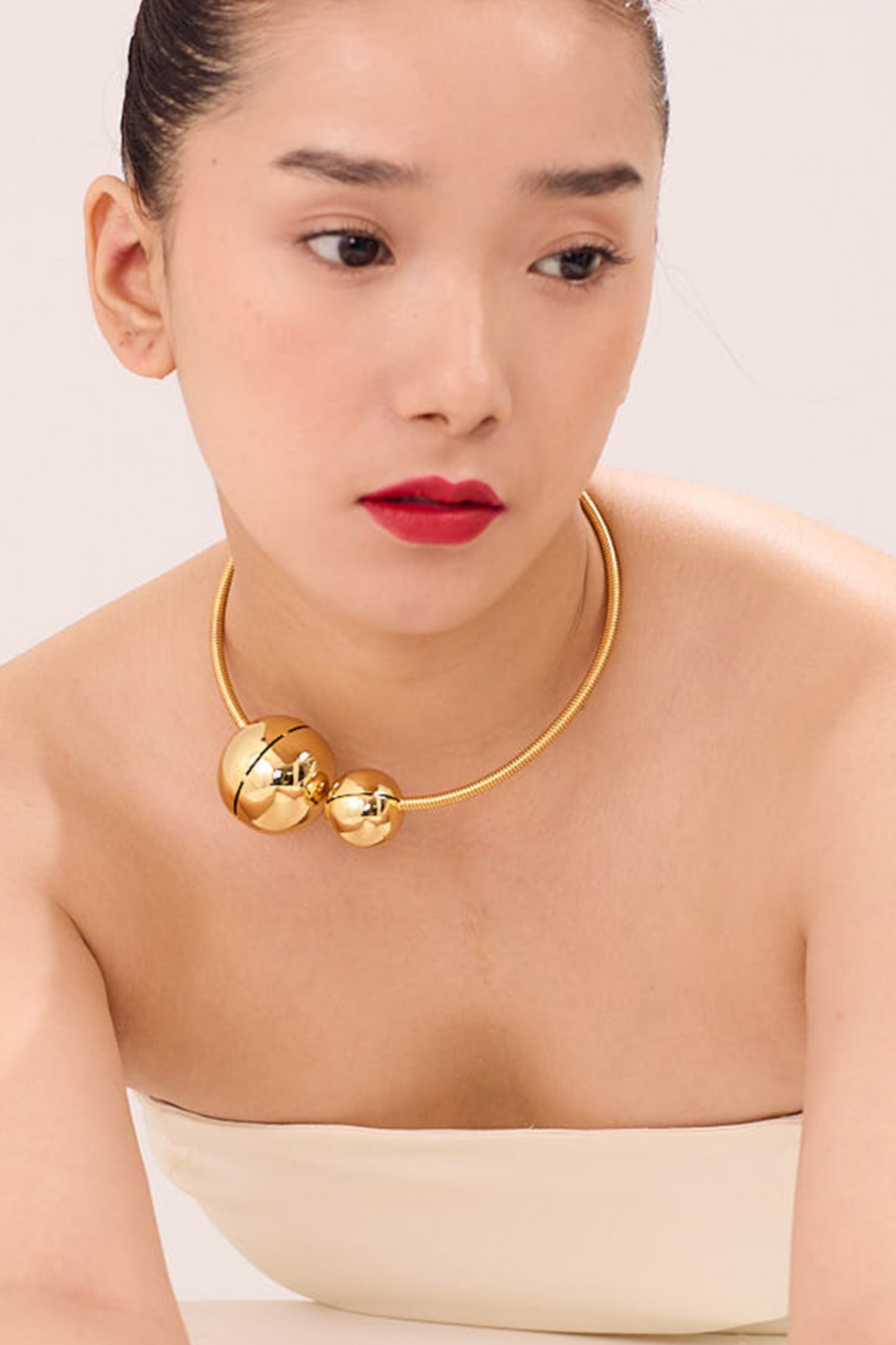 Versailles Choker