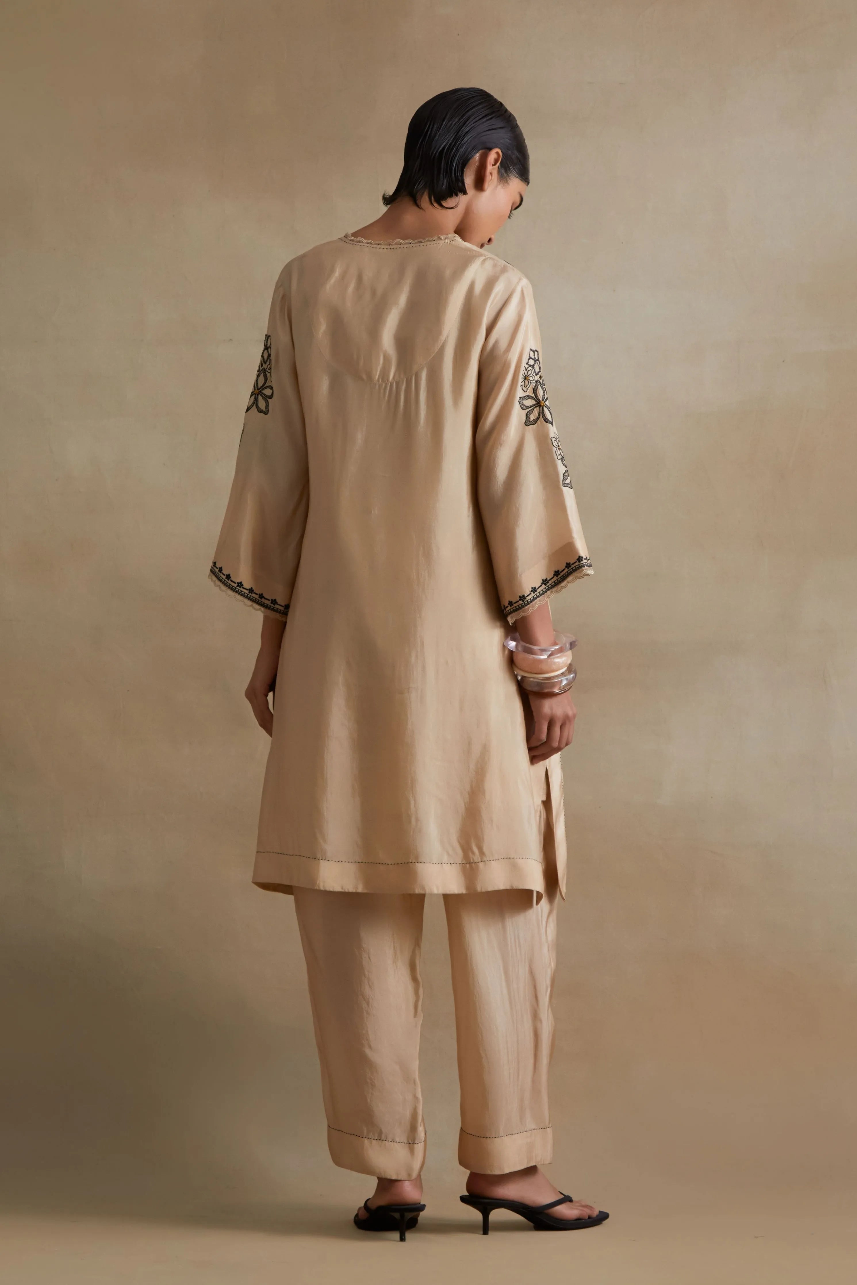 Clay Handcrafted Floral Tunic Set