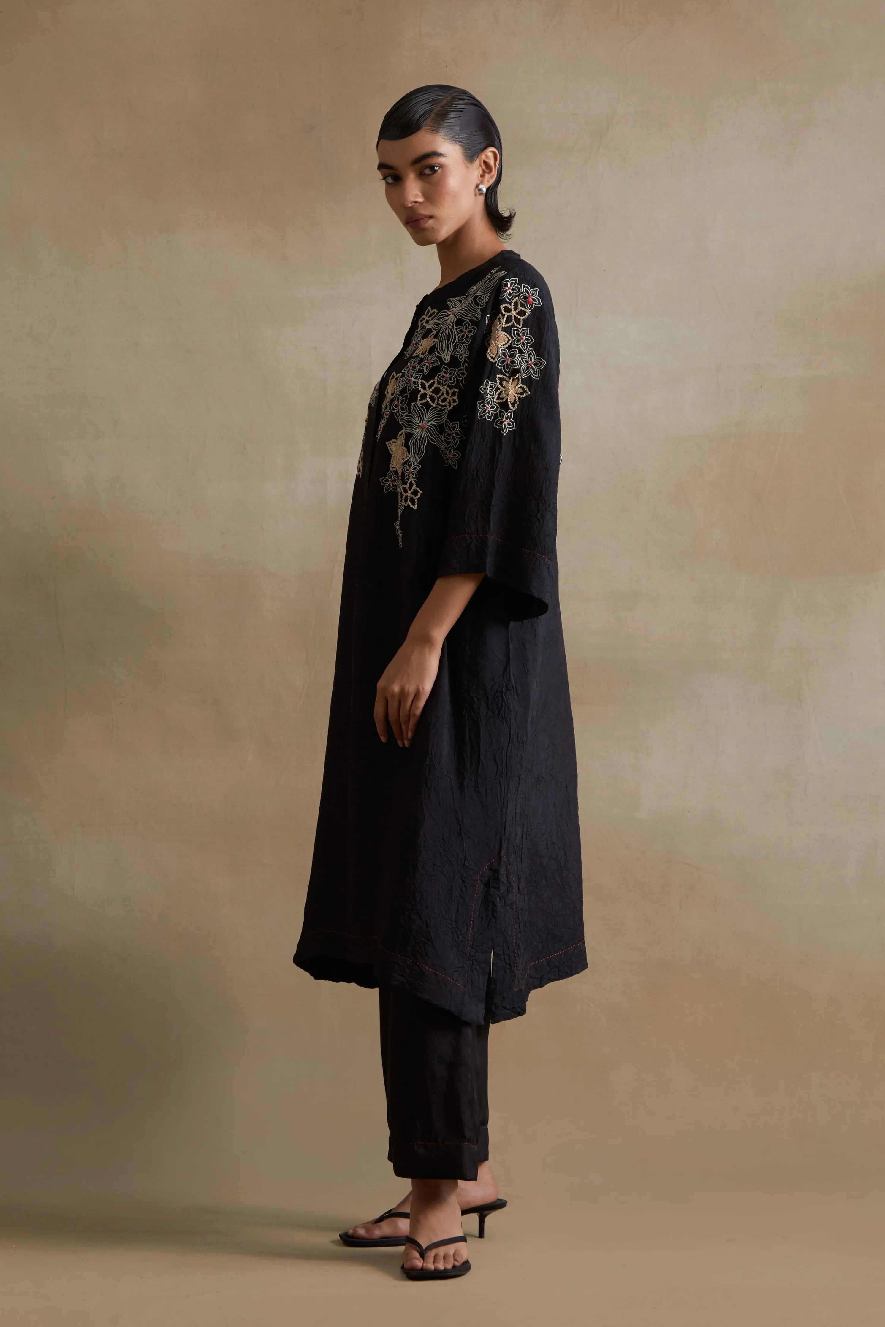 Black Embroidered Floral Kurta Set