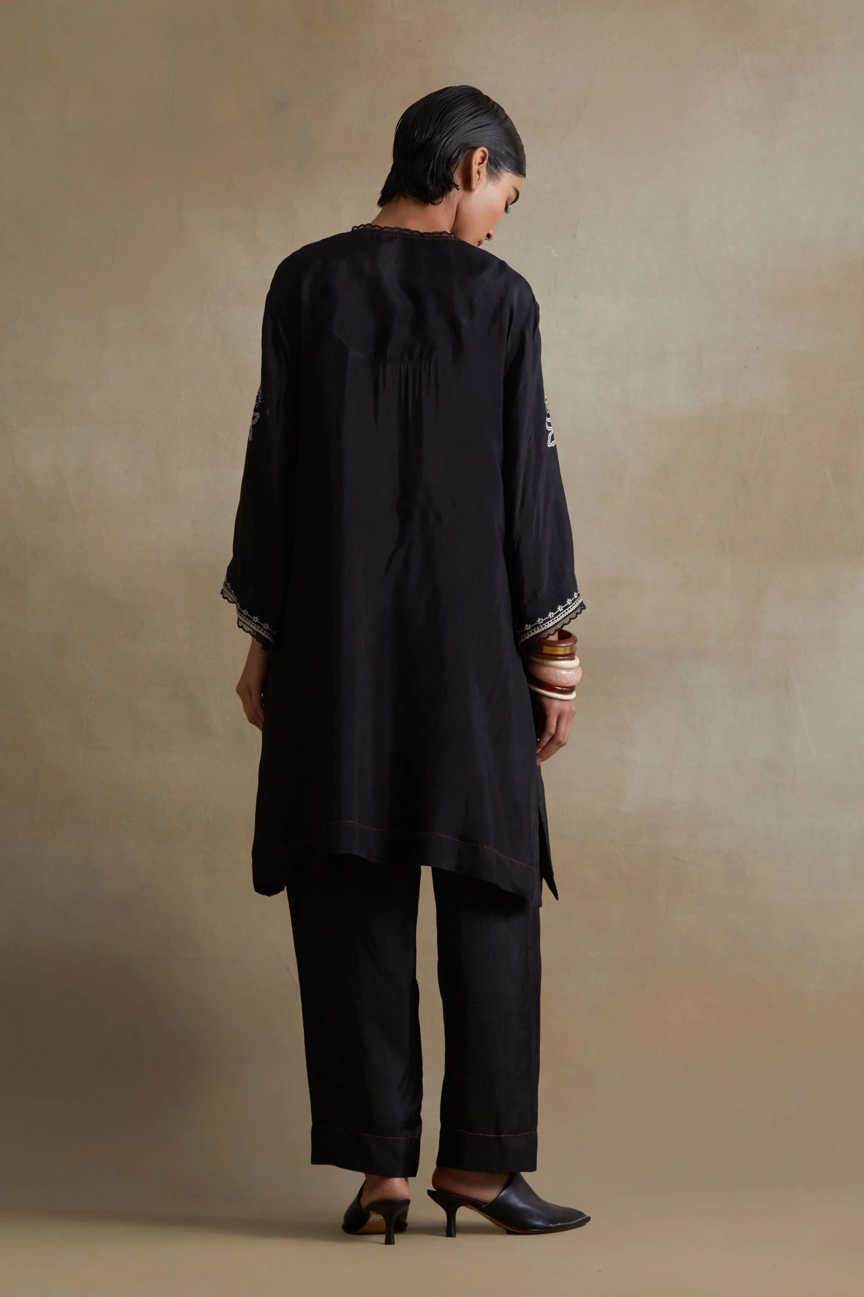 Black Floral Highlighted Tunic Set