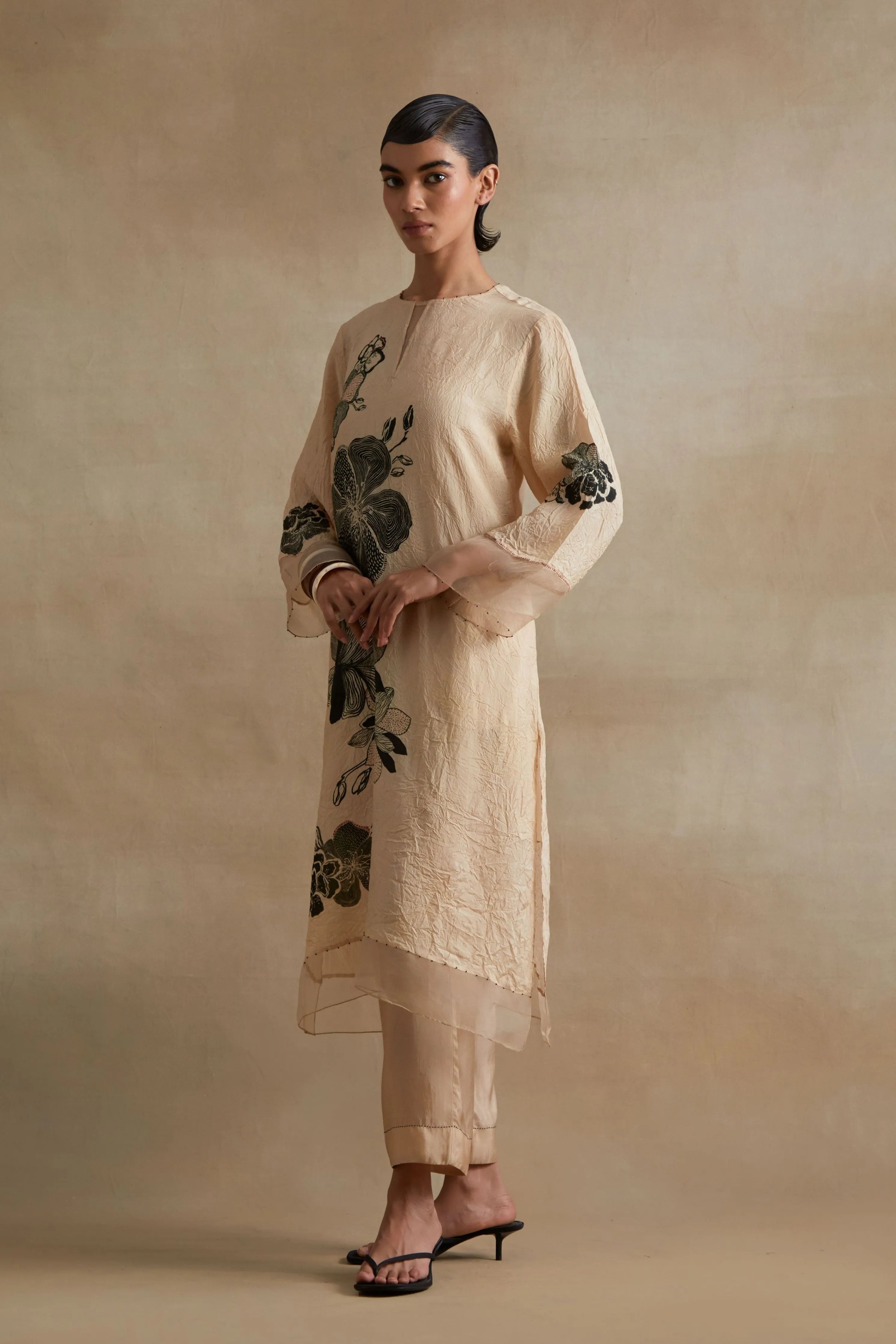 Clay Bold Floral Print Kurta Set