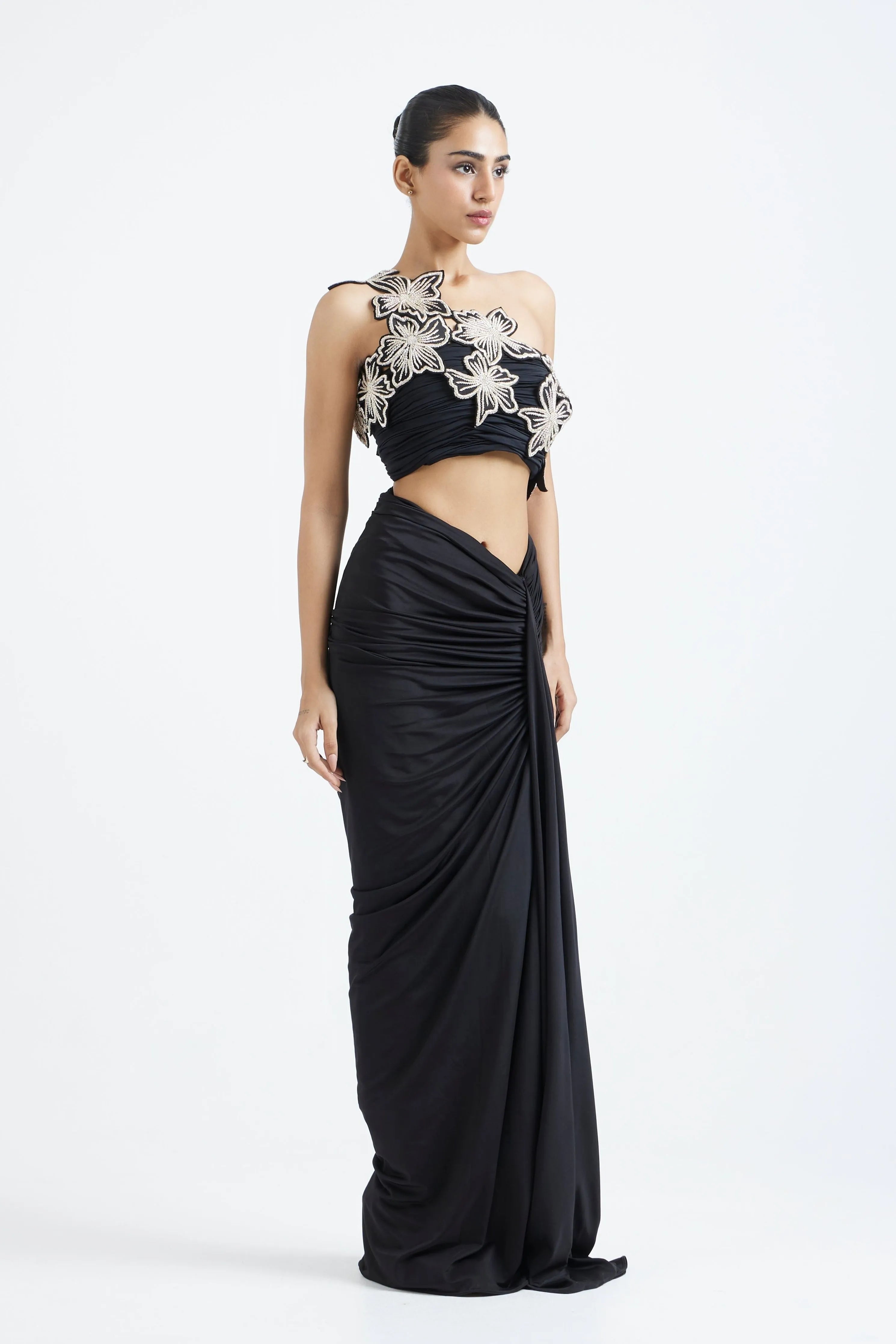 Mansi Set With Zardozi Overlay