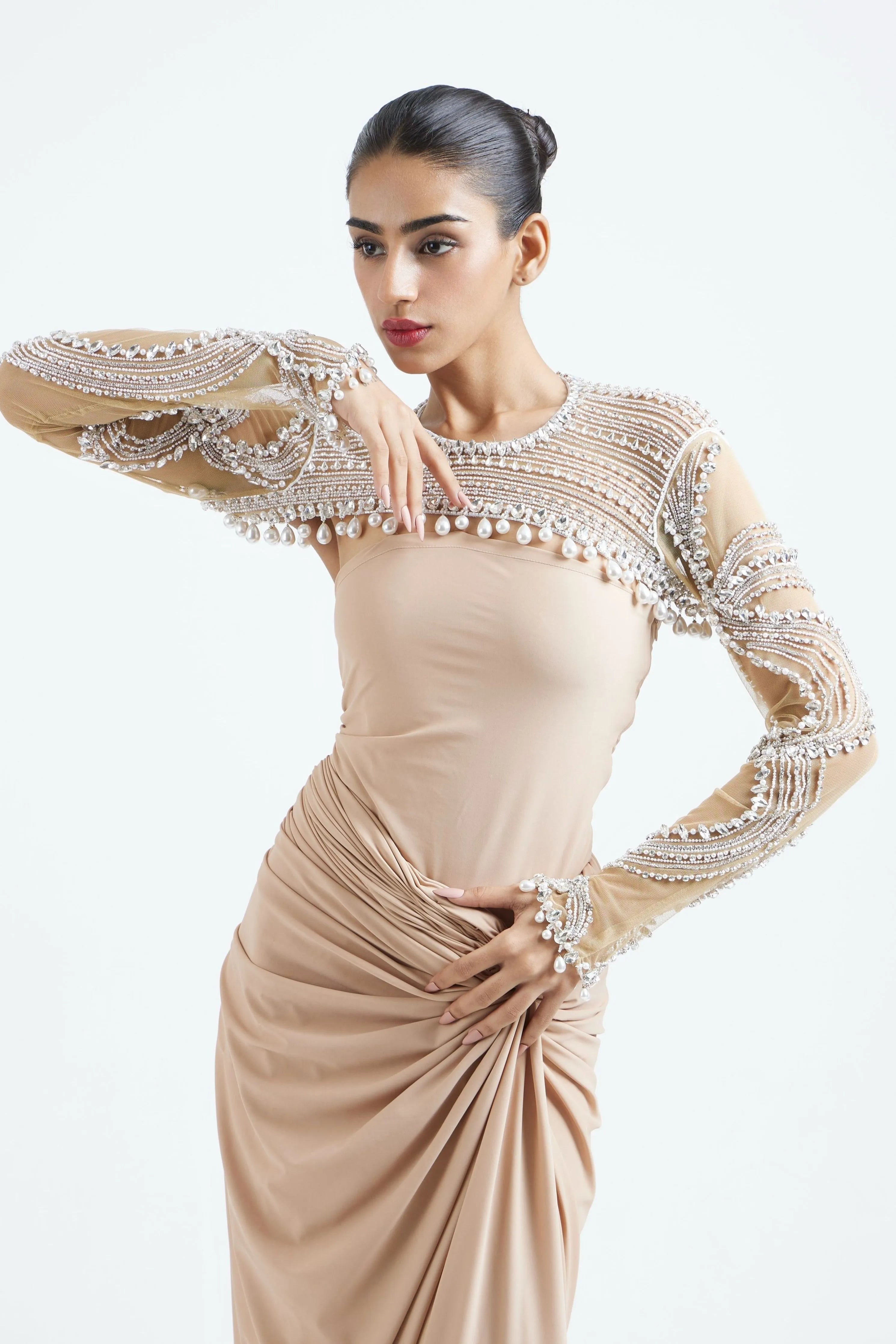Nia Pearl Full Sleeves Overlay