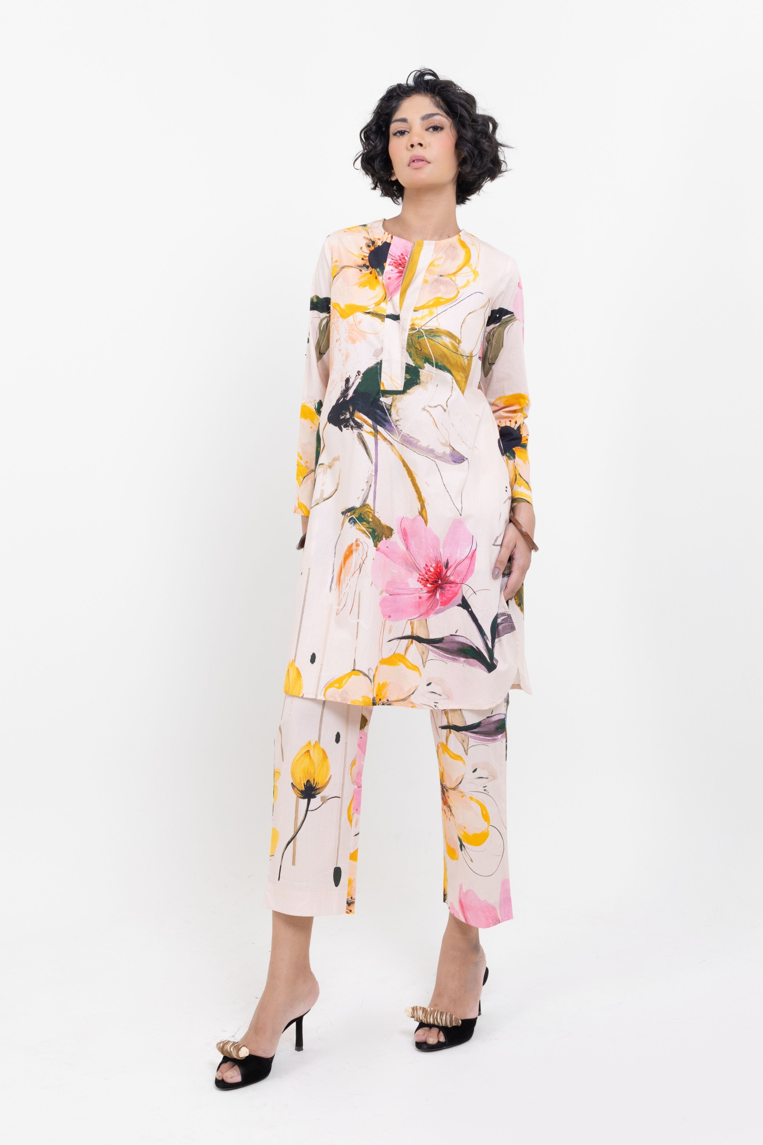 Elegant Floral Kurta Set