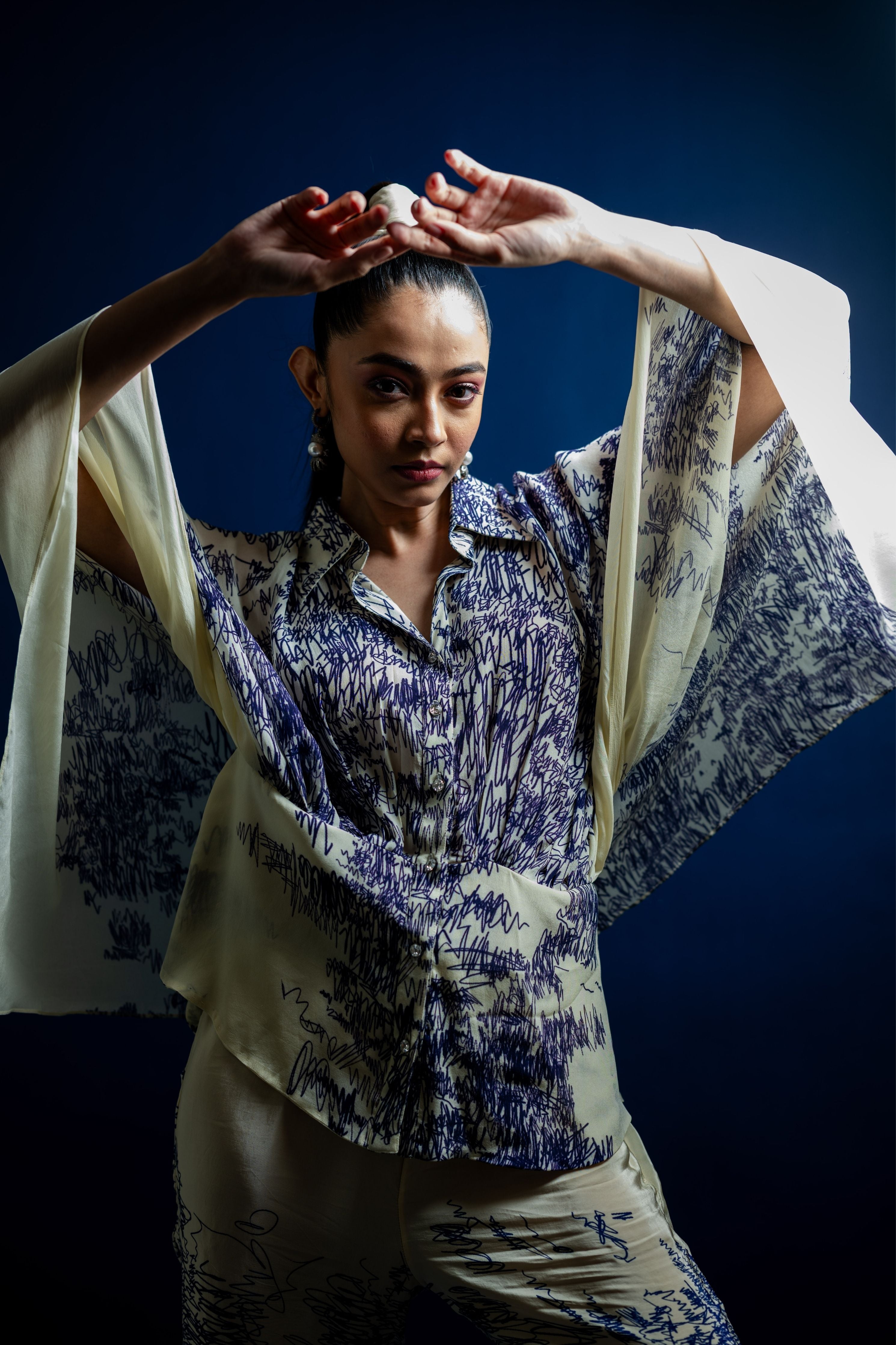 Printed Kaftaan Top With Jogger Pants