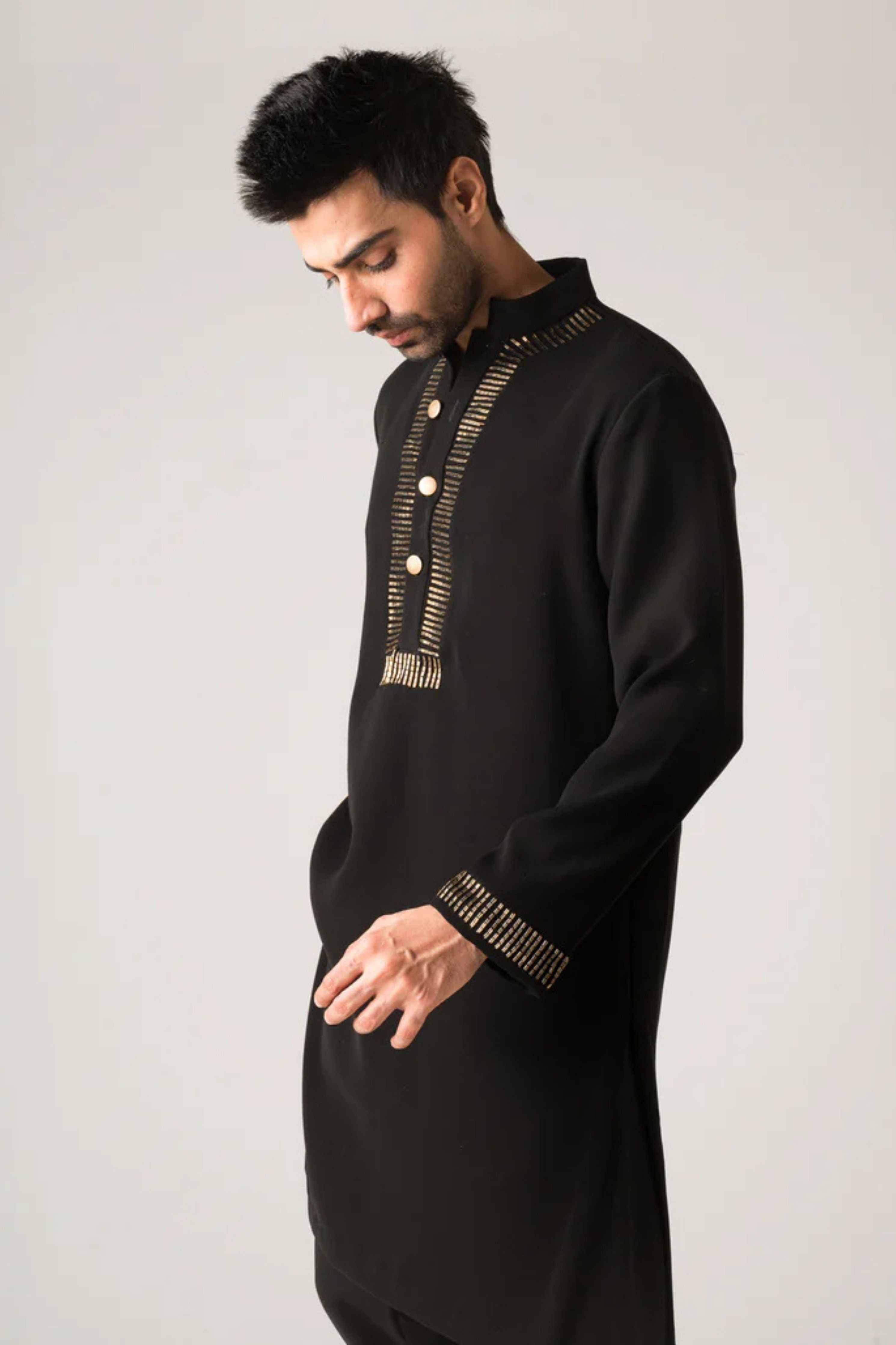 Parallel Embellished Kurta