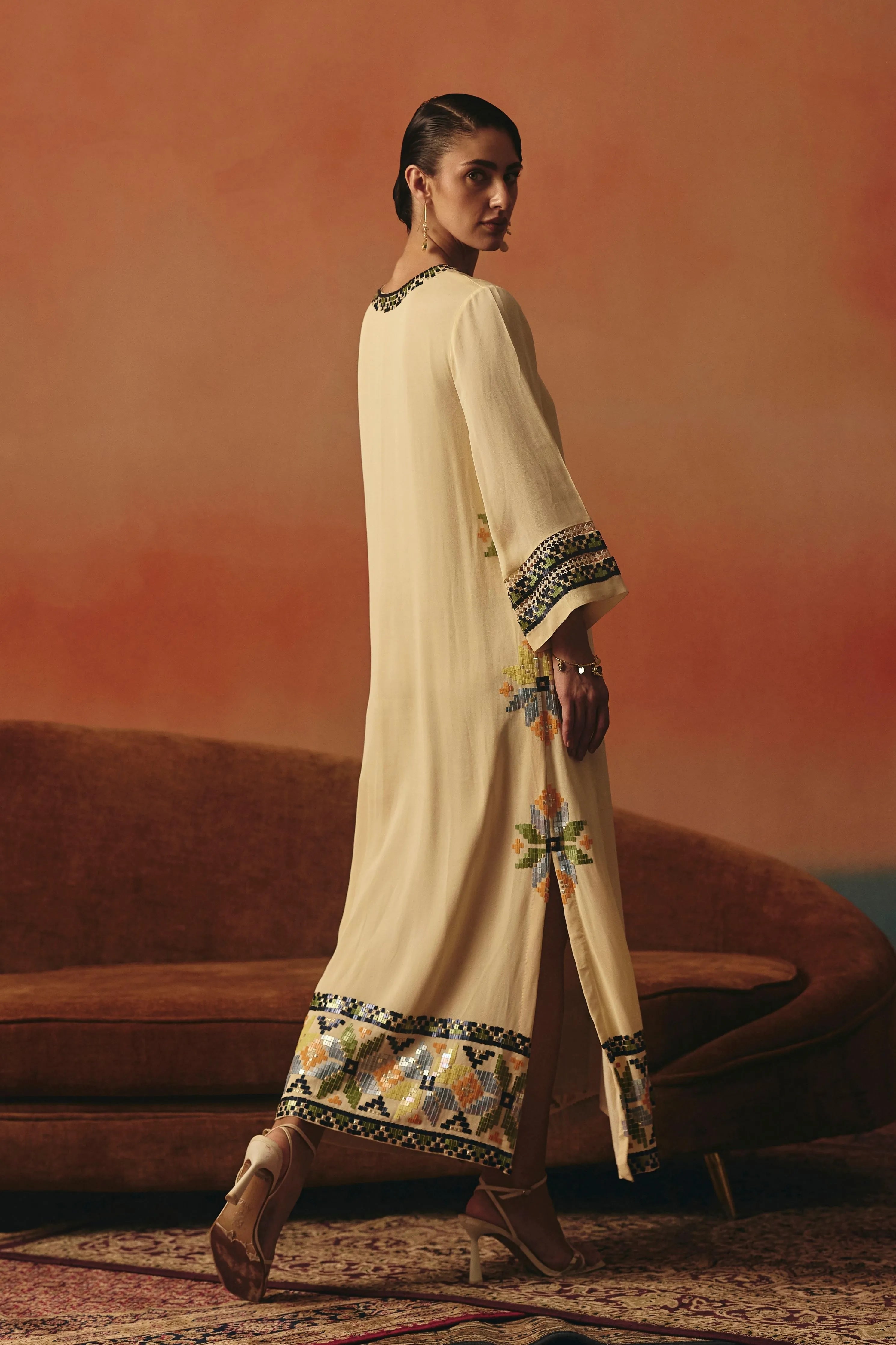 Padma Midi