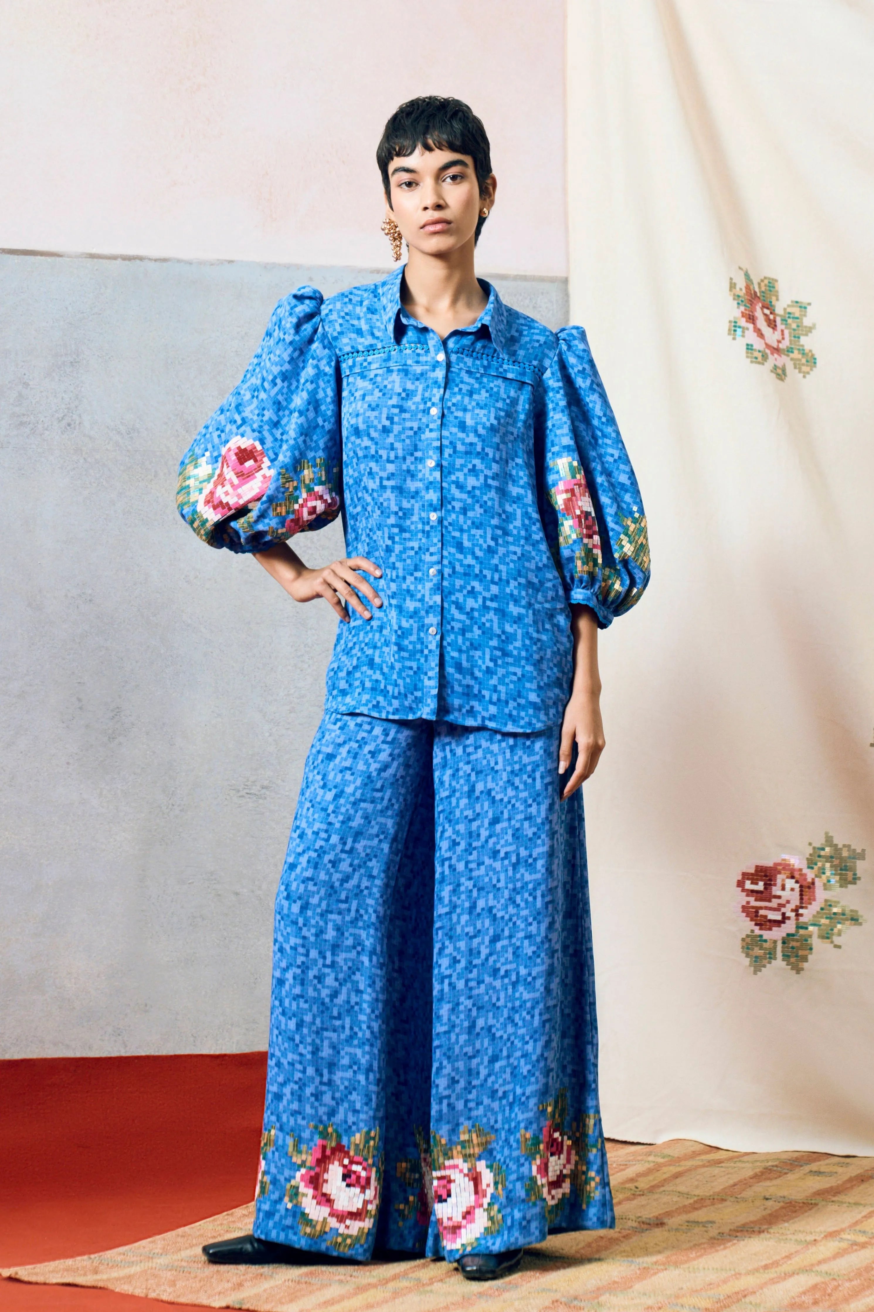 Capri Balloon Shirt Blue