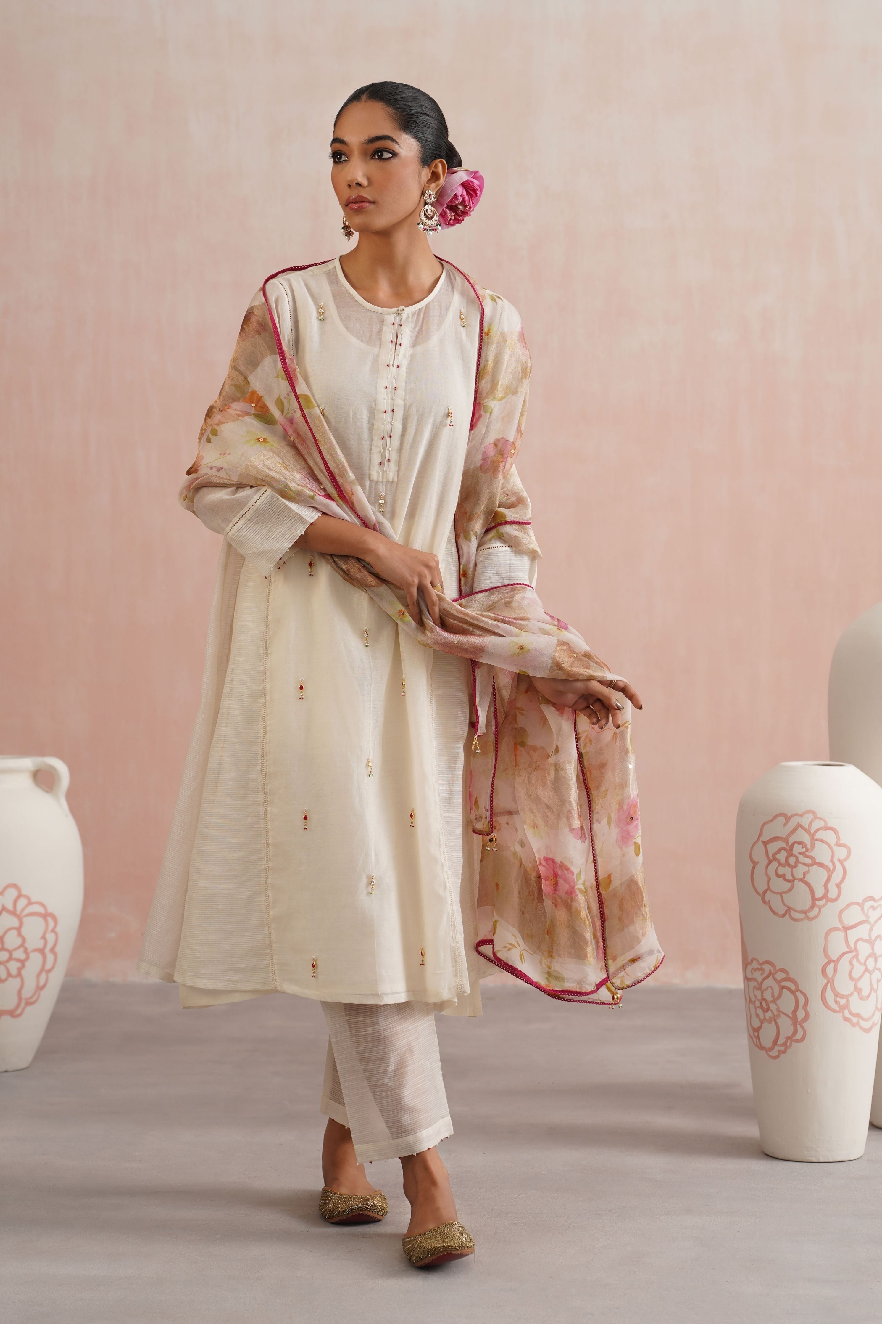 Ruhani  Kurta Set